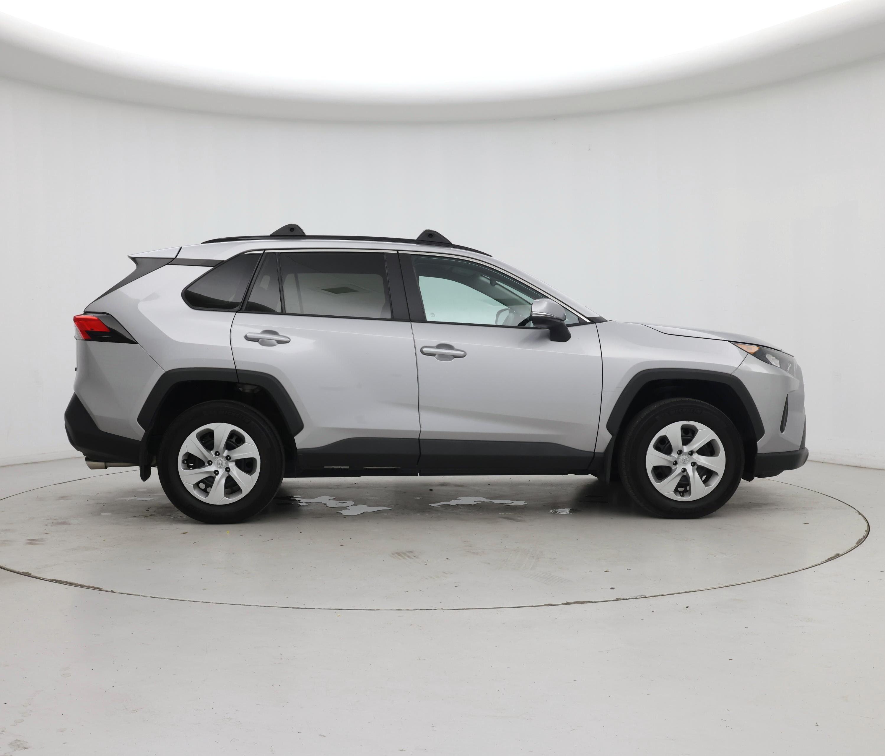 Thumbnail: 2021 Toyota RAV4 - 7