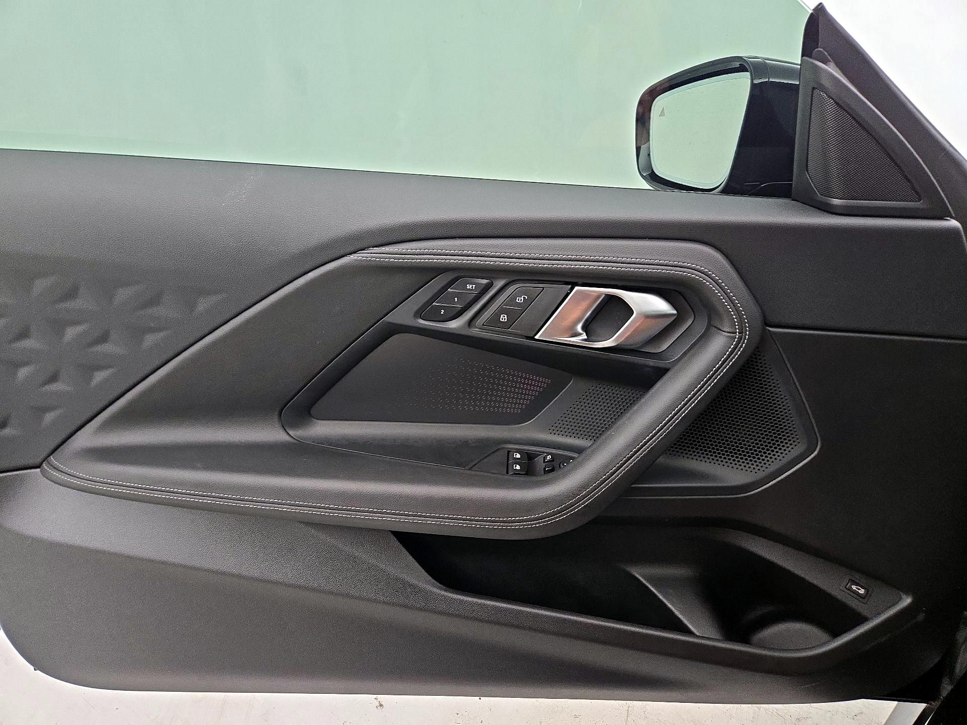 Thumbnail: 2024 BMW 2 Series - 12