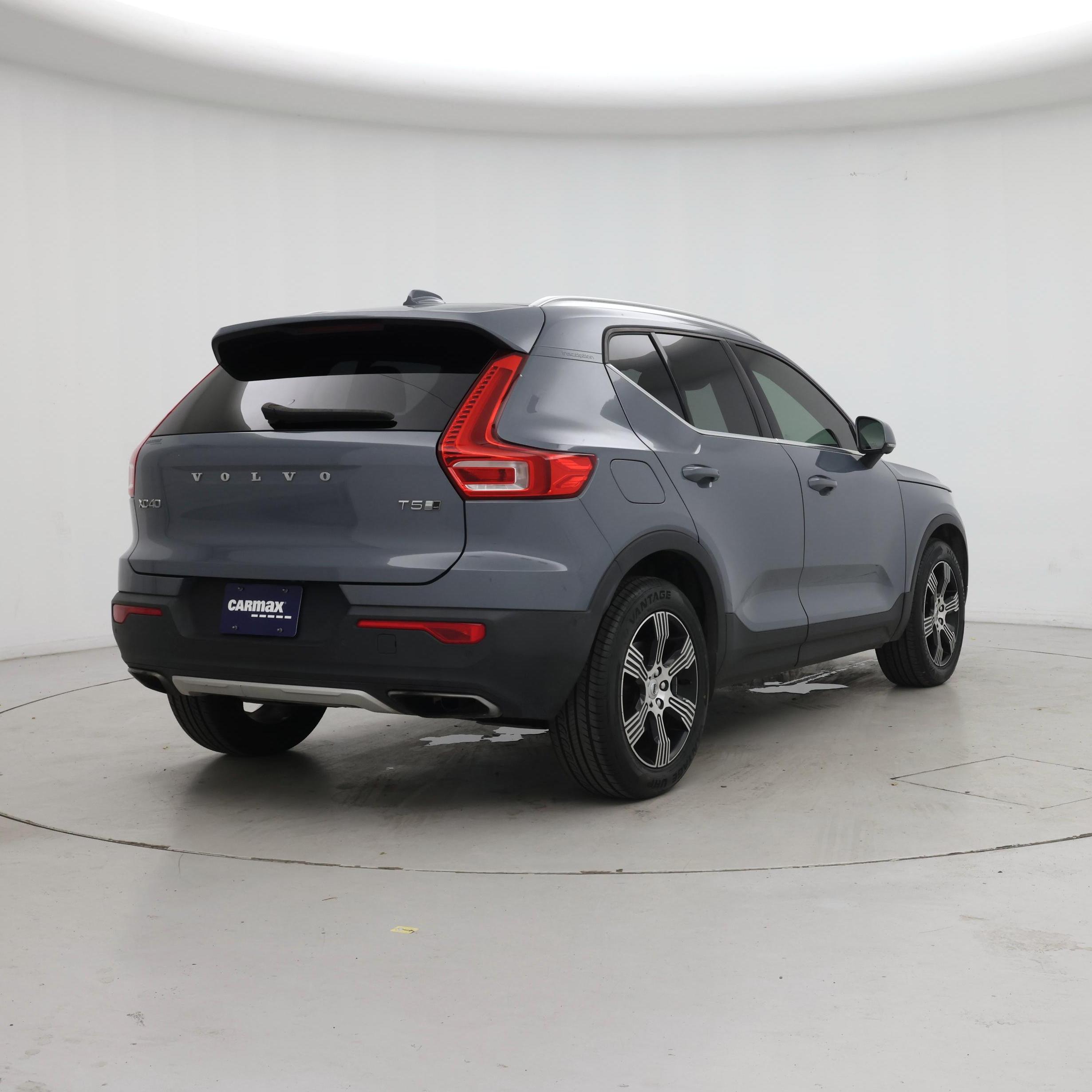 Thumbnail: 2020 Volvo XC40 - 8