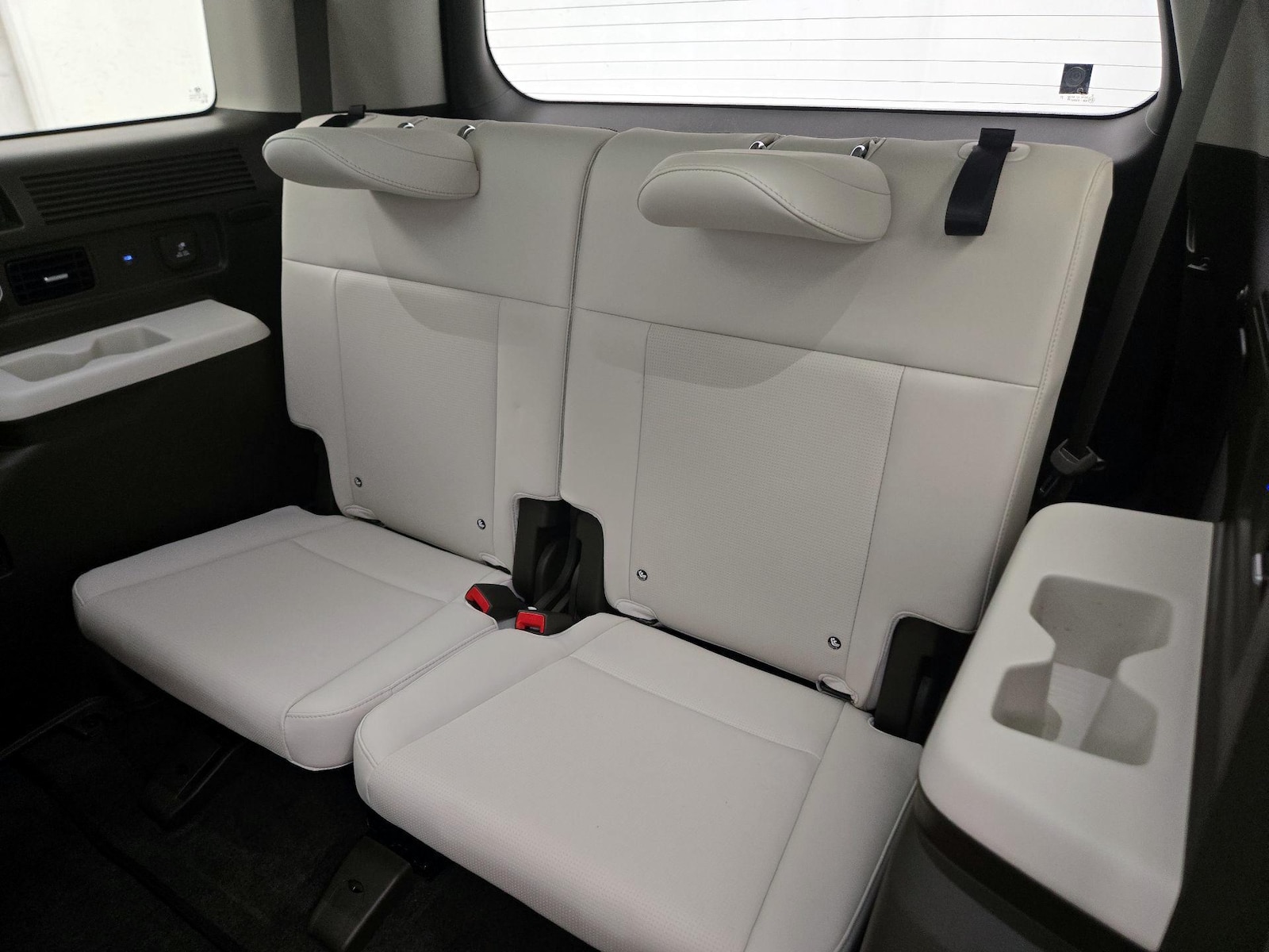 2025 Hyundai Santa Fe Calligraphy - Photo 23