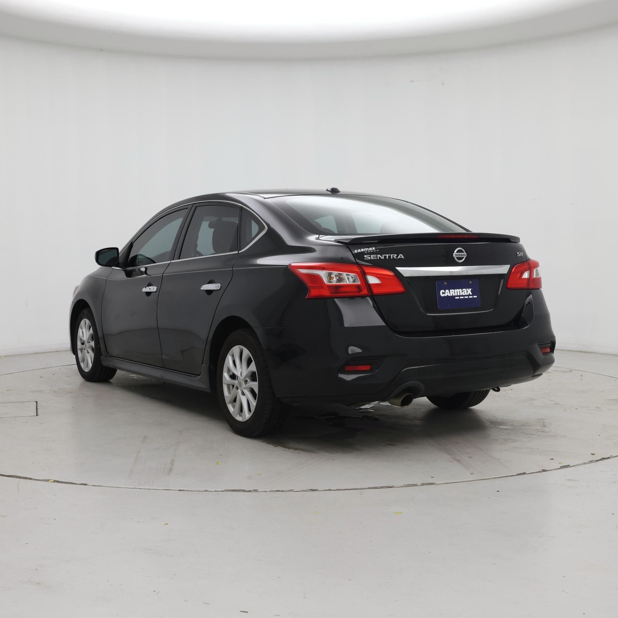 Thumbnail: 2017 Nissan Sentra - 2