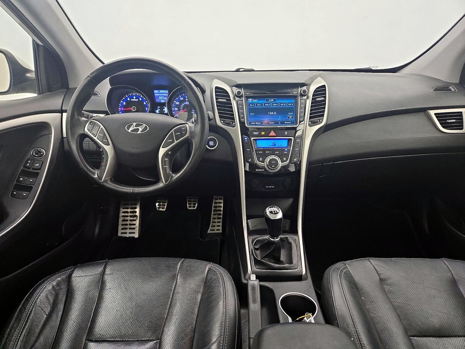 2014 Hyundai Elantra GT Base - Photo 10
