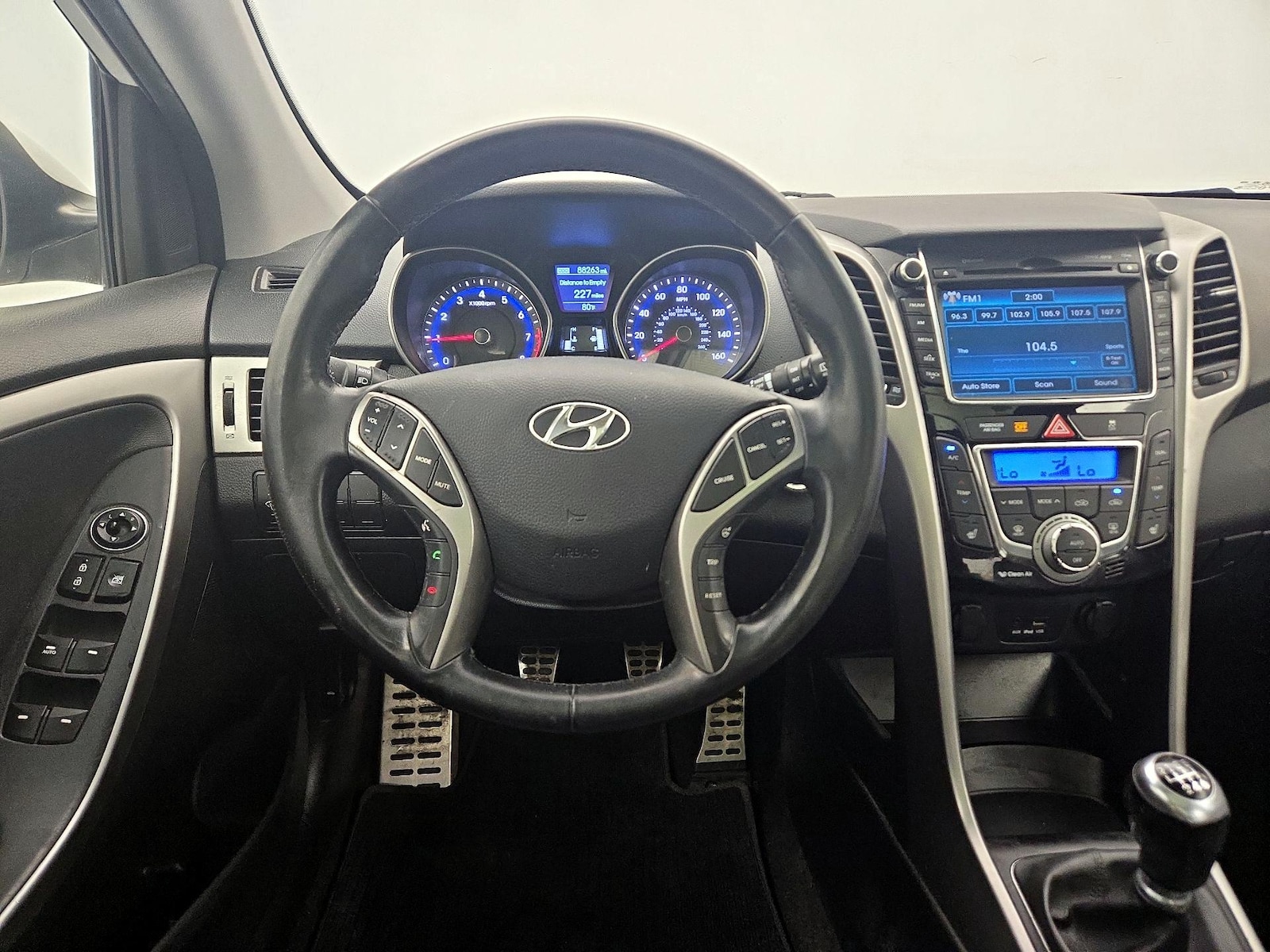 2014 Hyundai Elantra GT Base - Photo 11