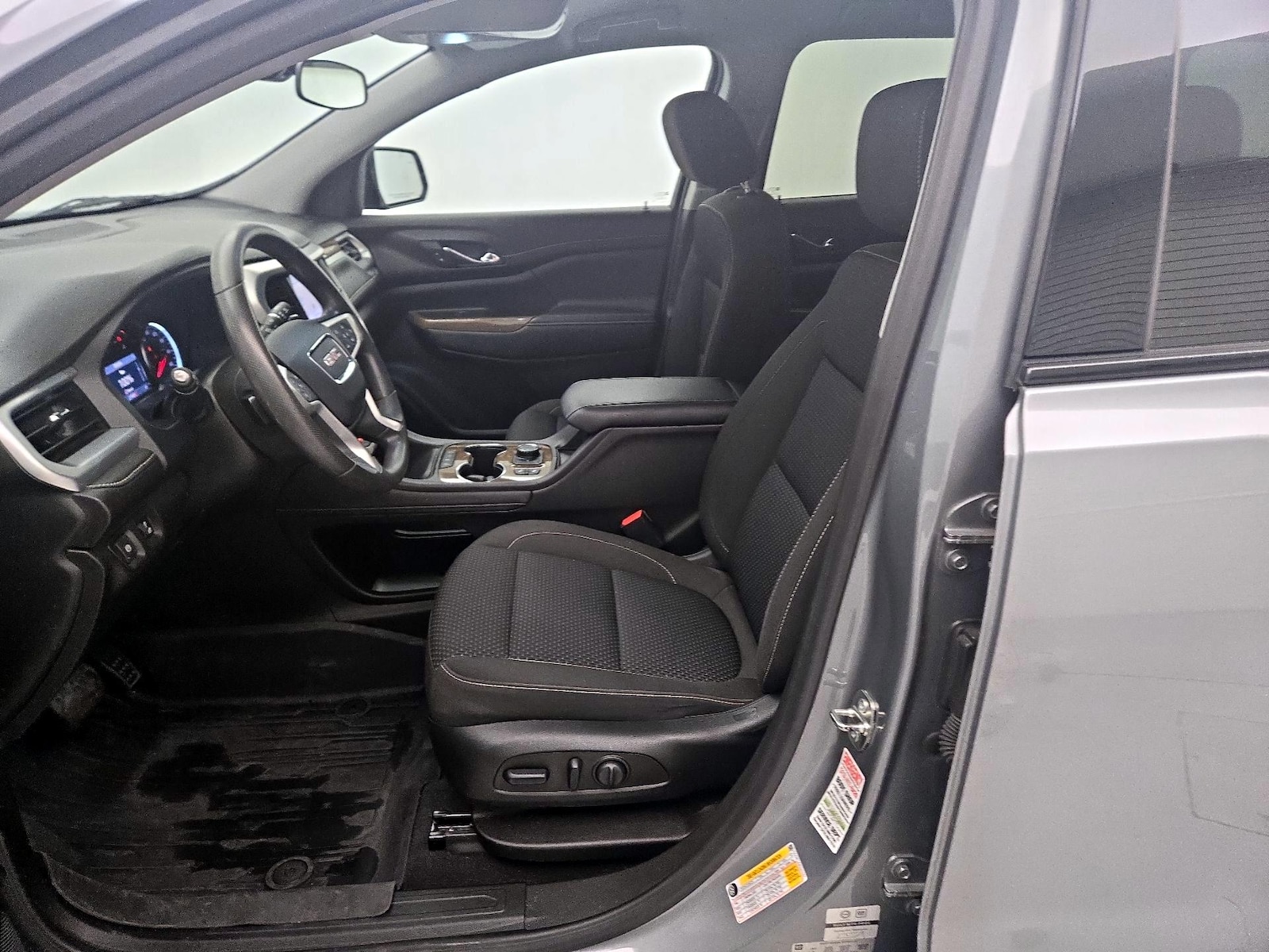 Power Seat(s) & Side Airbags