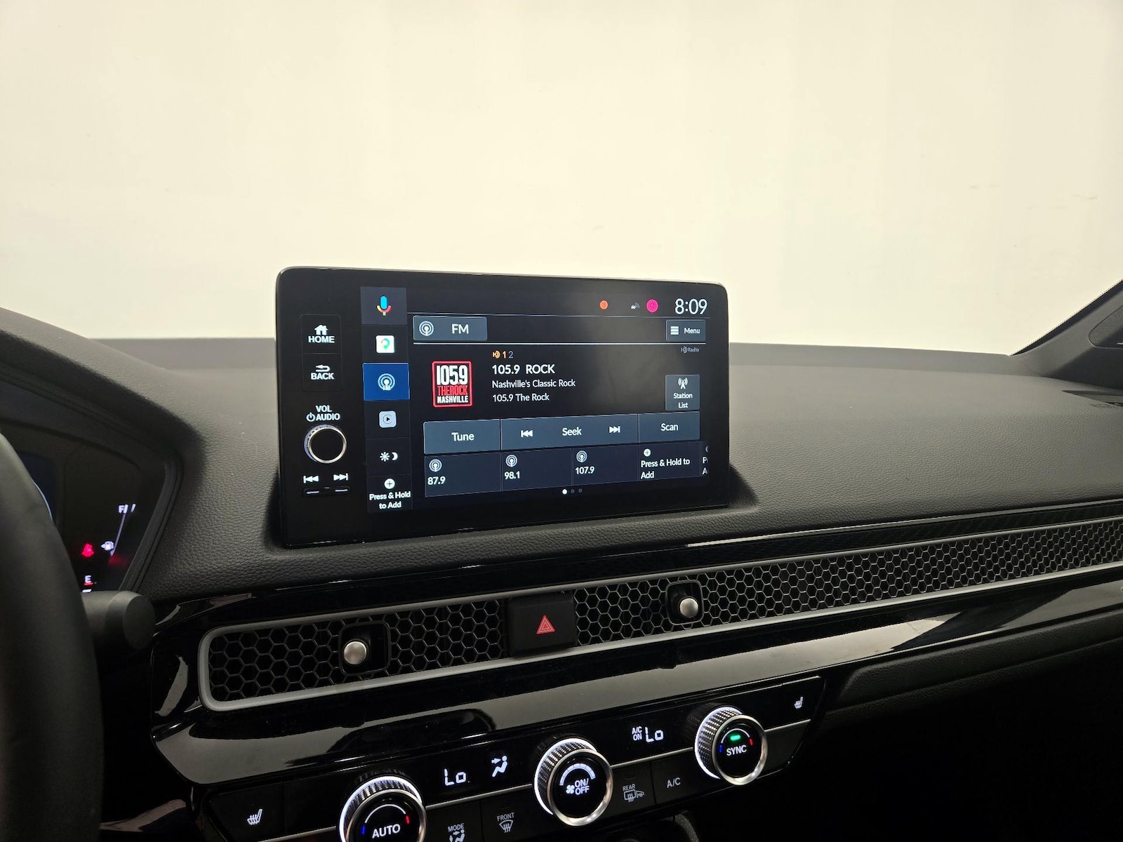 2026 Honda Civic Sport - Photo 17