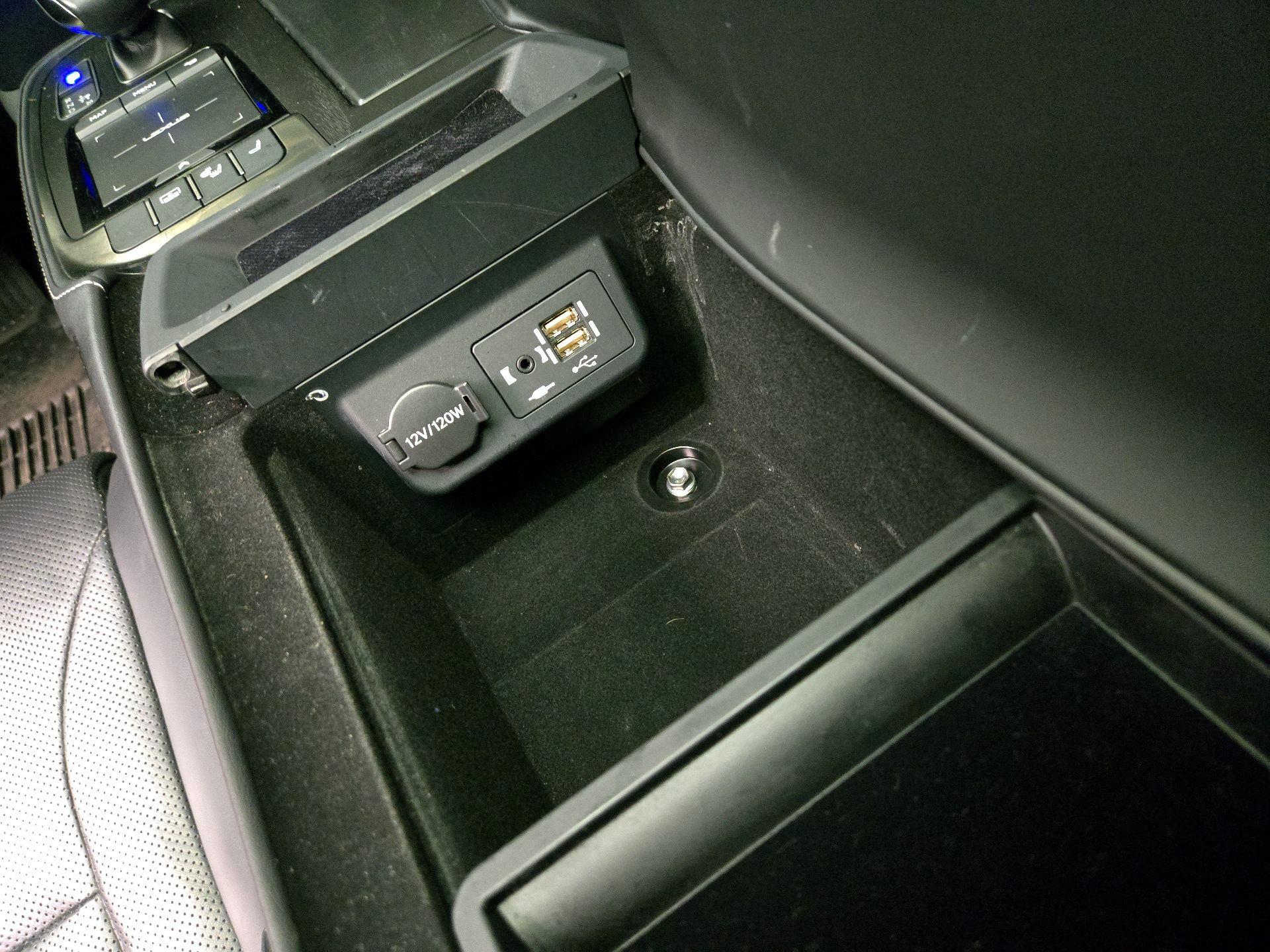 Thumbnail: 2021 Lexus LS - 19