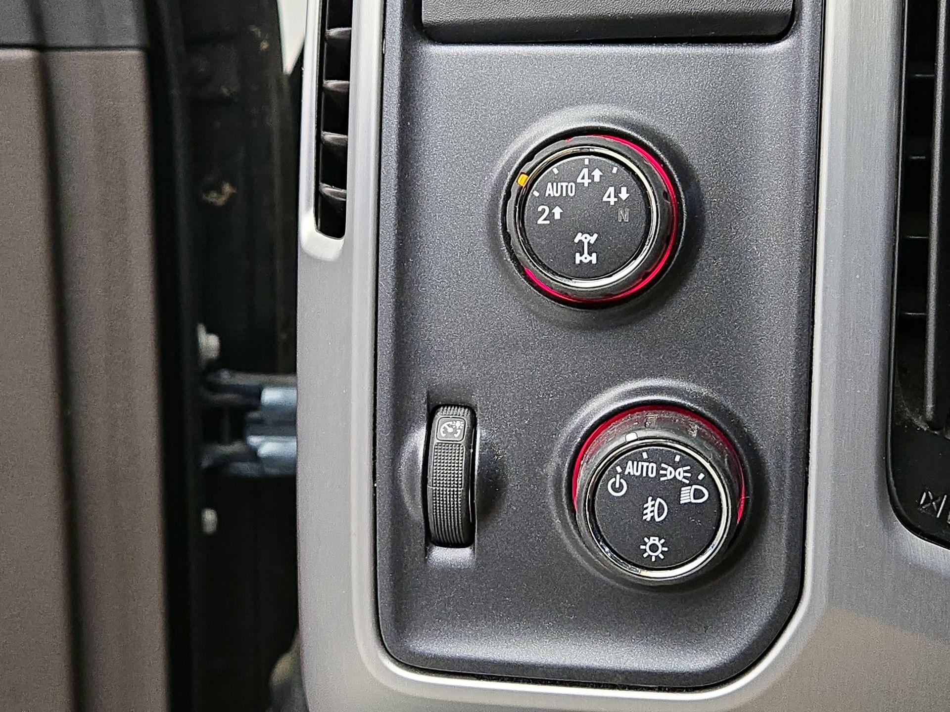 Thumbnail: 2014 GMC Sierra 1500 - 13