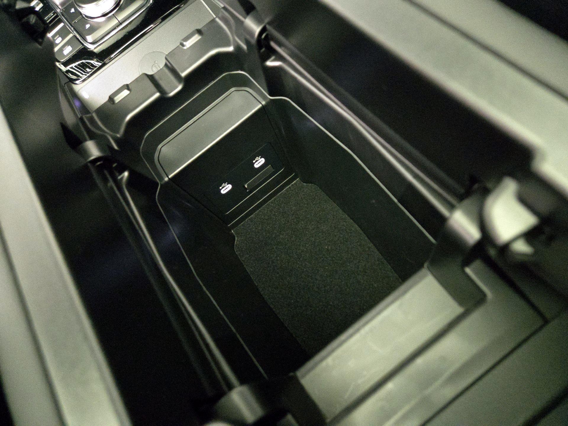 Thumbnail: 2025 Mazda CX-50 - 18