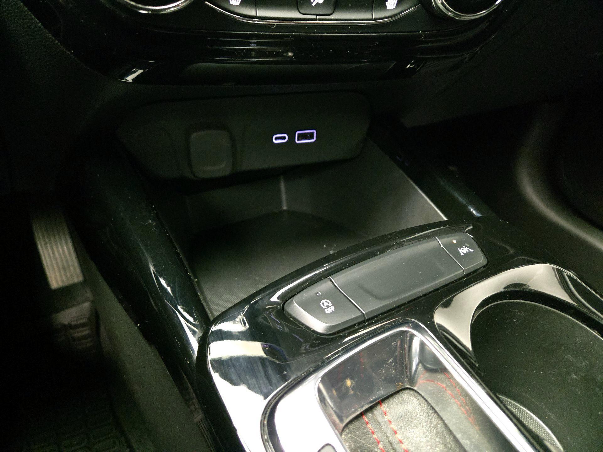 Thumbnail: 2024 Chevrolet Trax - 18