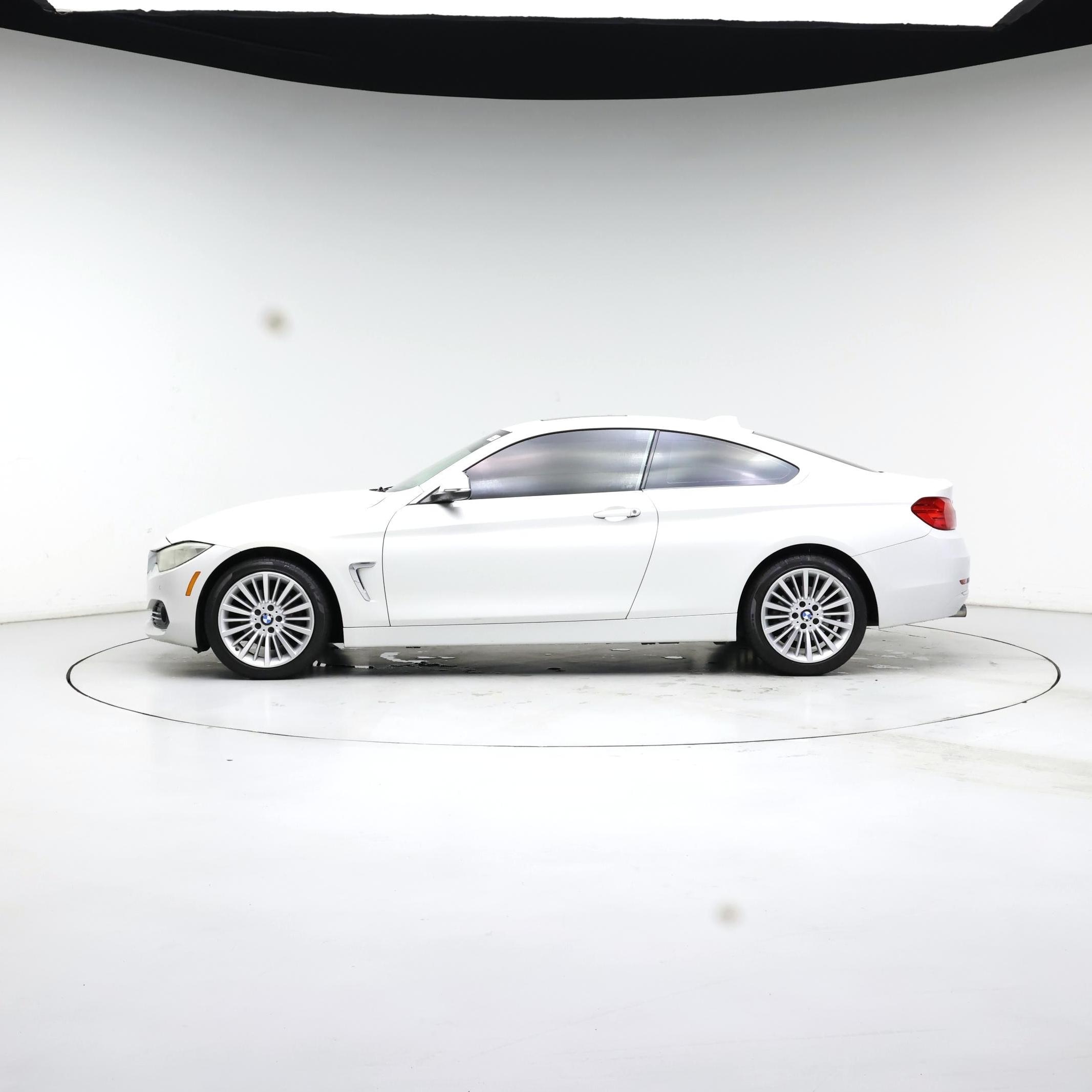 Thumbnail: 2015 BMW 4 Series - 3