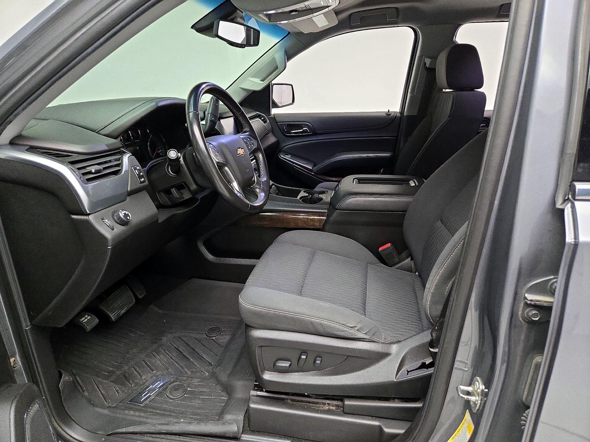 Thumbnail: 2018 Chevrolet Tahoe - 11