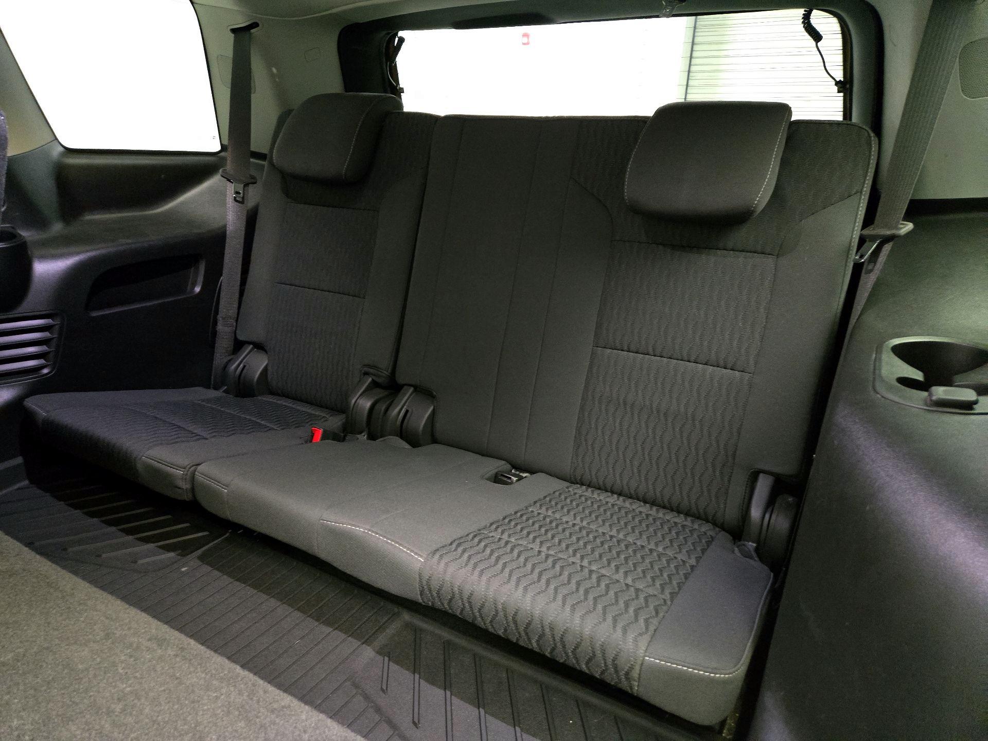 Thumbnail: 2018 Chevrolet Tahoe - 20