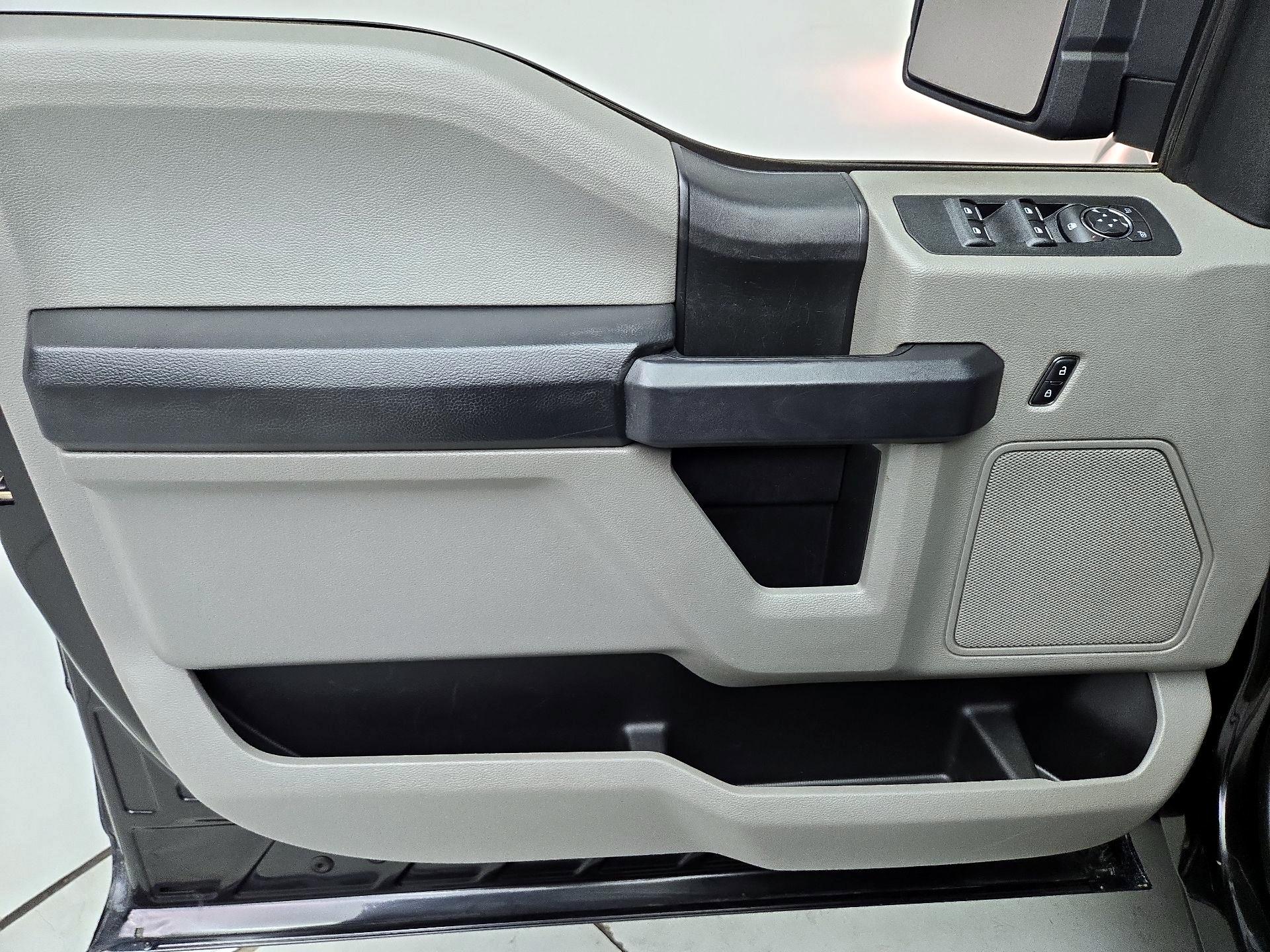 Thumbnail: 2019 Ford F-150 - 12