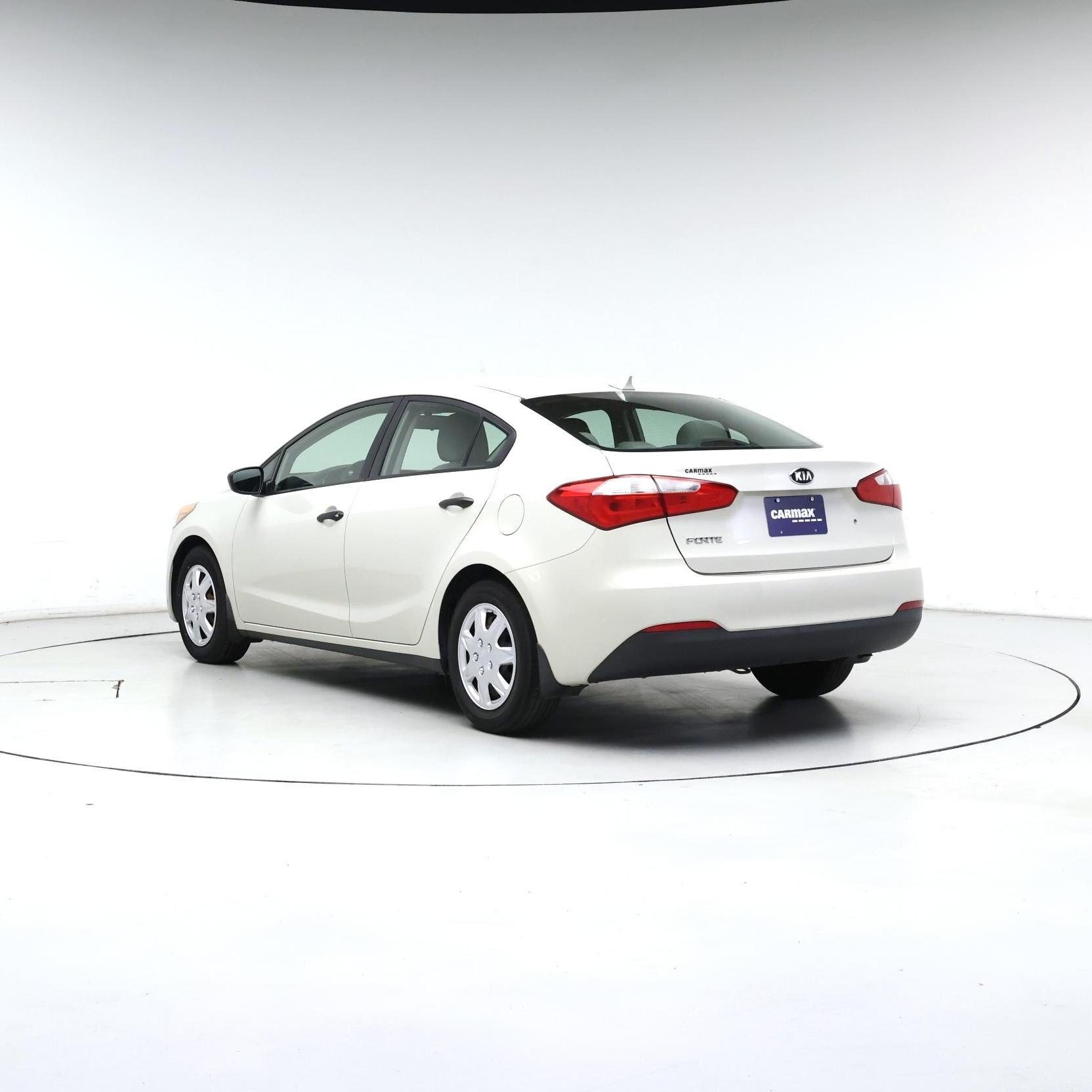 Thumbnail: 2015 Kia Forte - 2