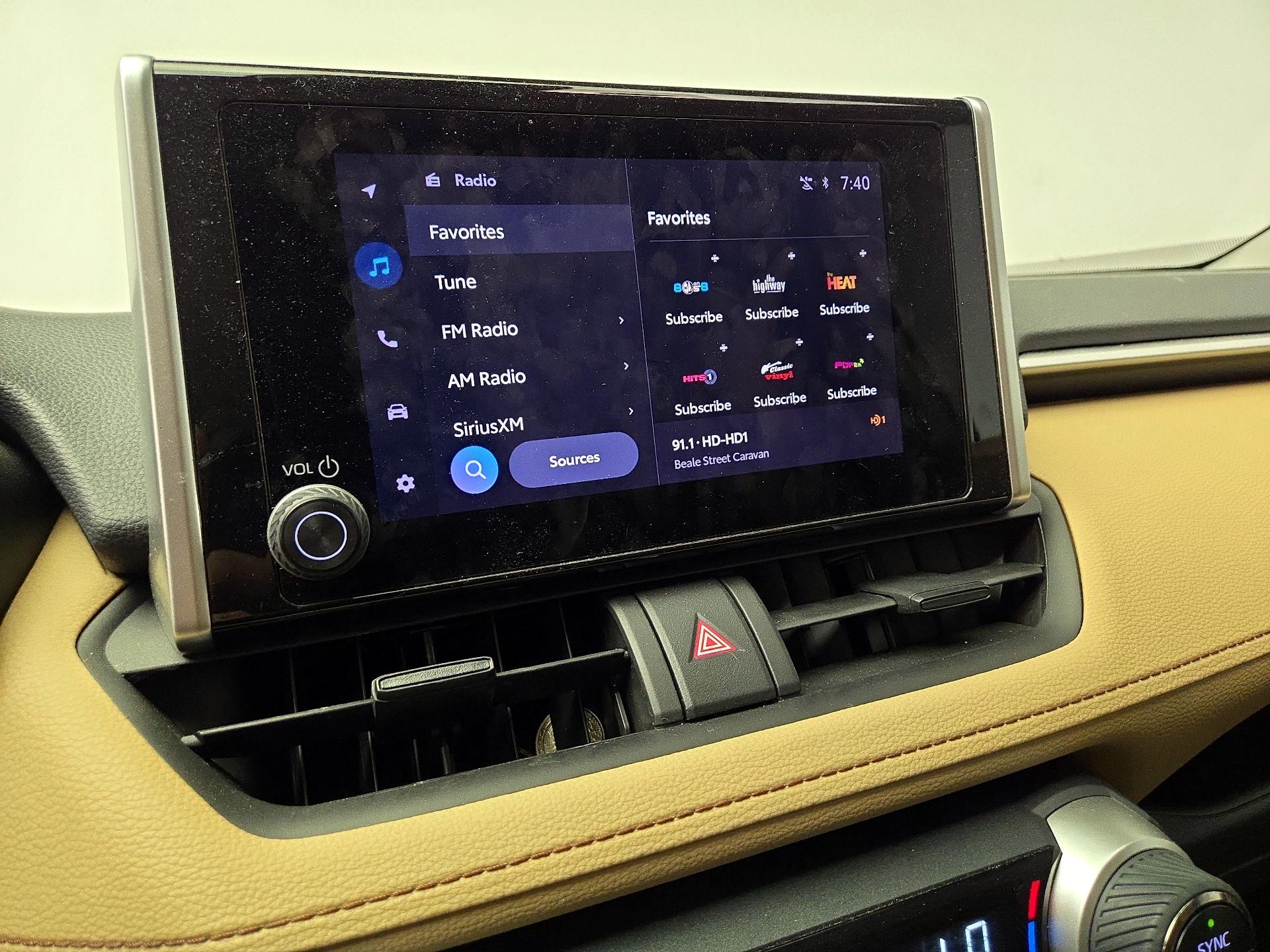 Thumbnail: 2024 Toyota RAV4 - 15