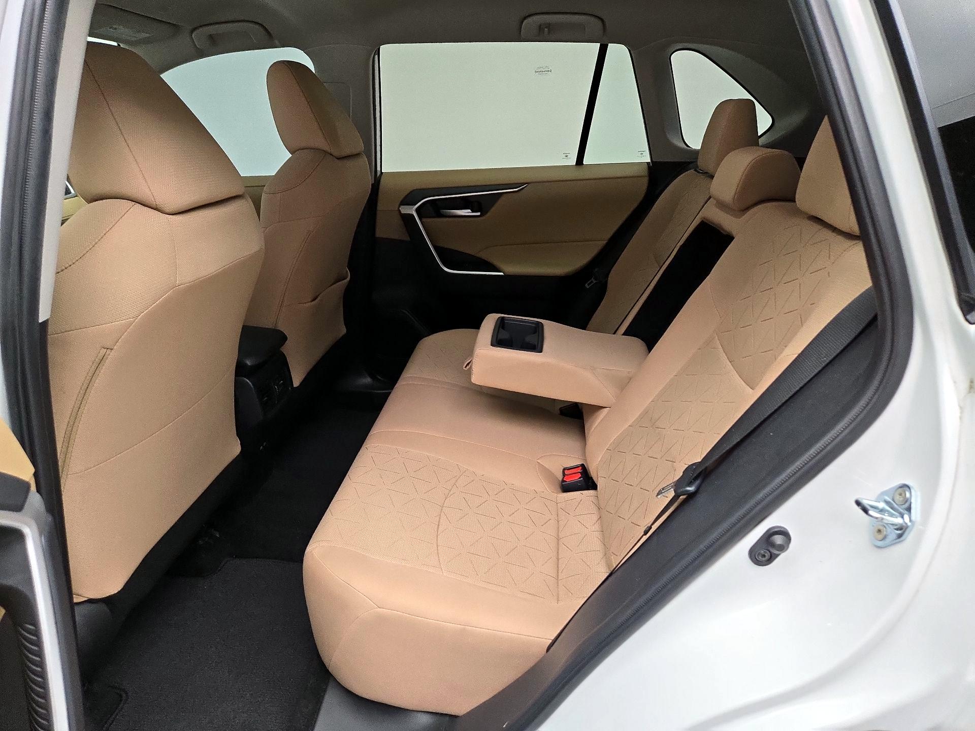 Thumbnail: 2024 Toyota RAV4 - 19