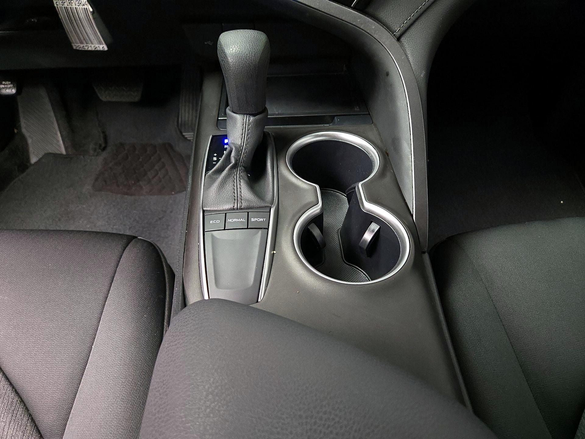 Thumbnail: 2024 Toyota Camry - 17