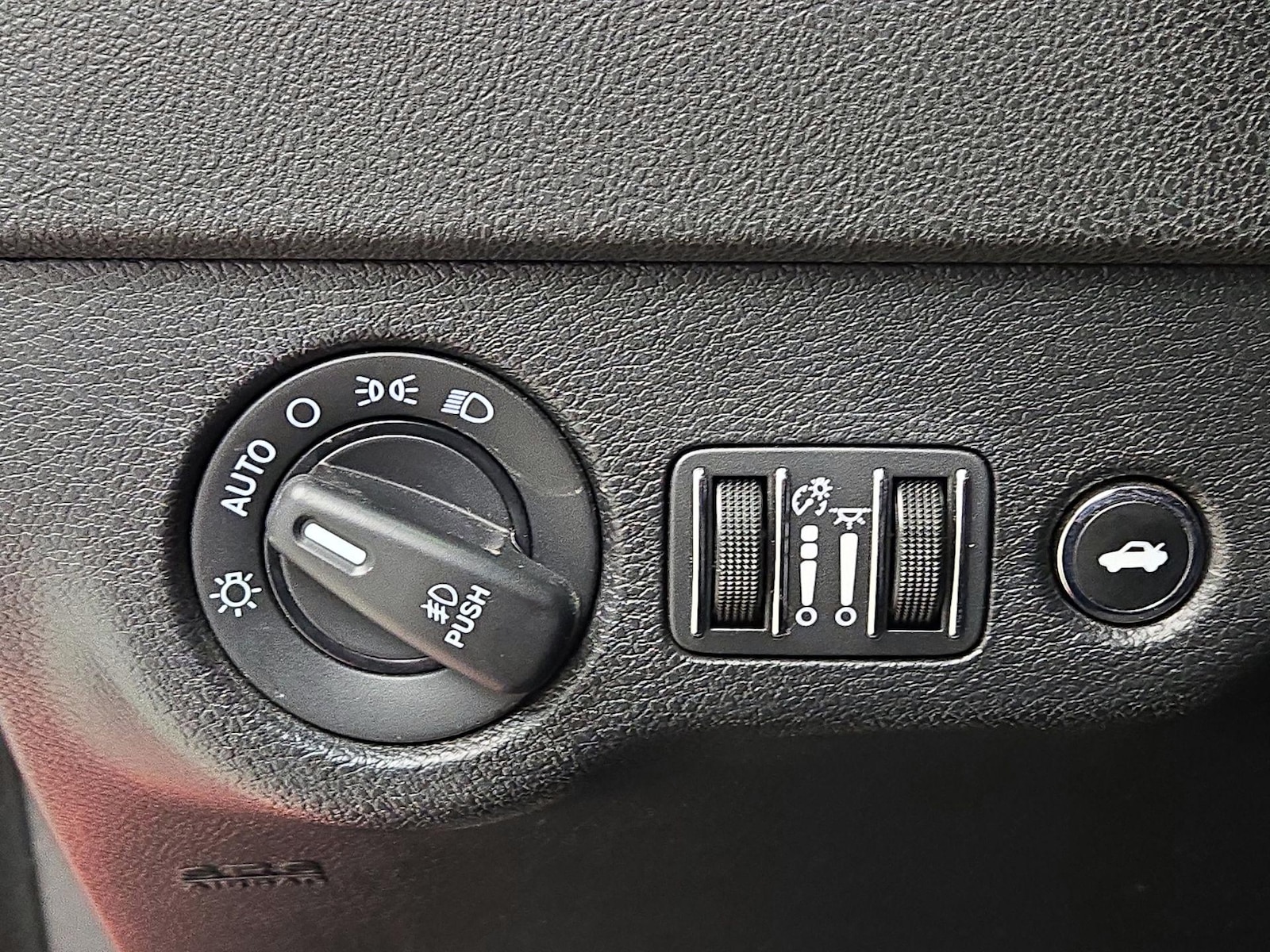 2020 Dodge Charger GT - Photo 14