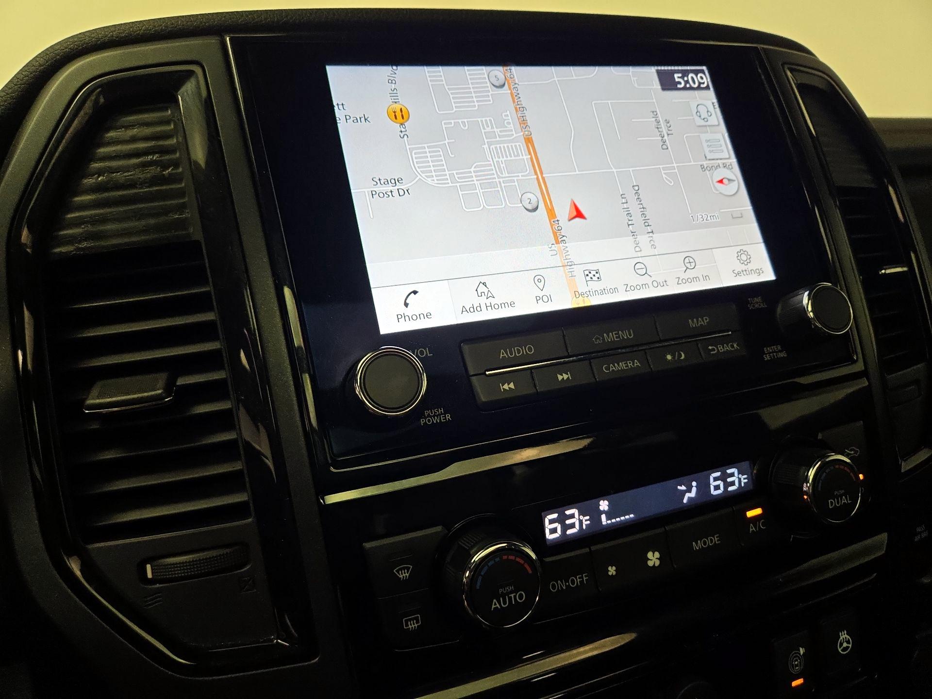 Thumbnail: 2020 Nissan Titan - 14