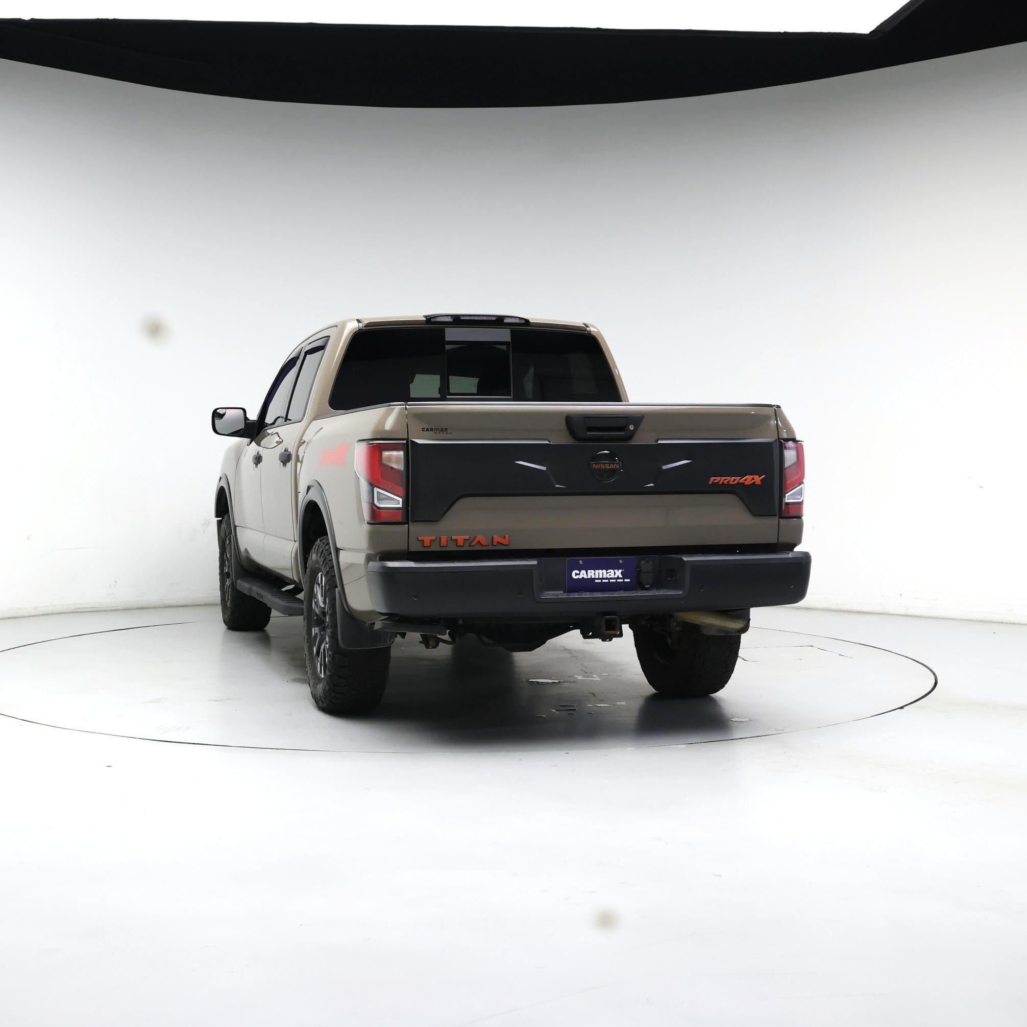 Thumbnail: 2020 Nissan Titan - 6