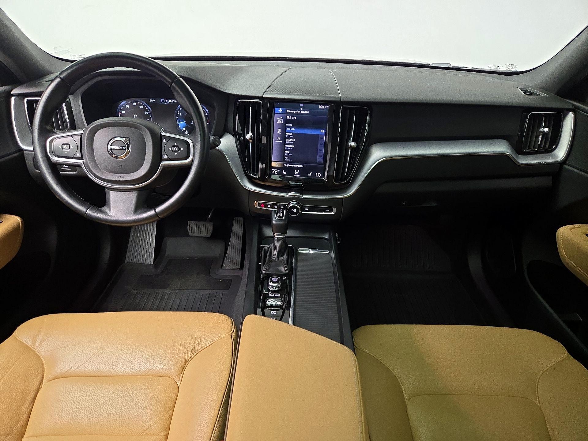 Thumbnail: 2020 Volvo XC60 - 9