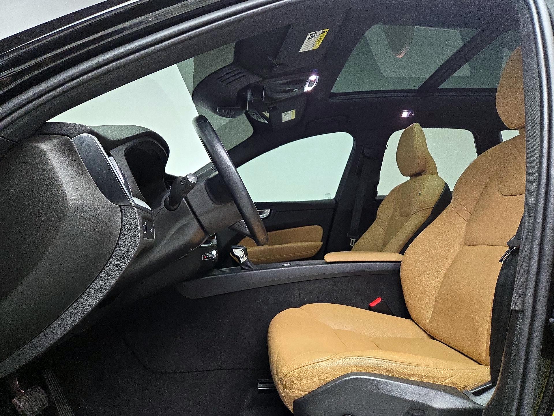 Thumbnail: 2020 Volvo XC60 - 19