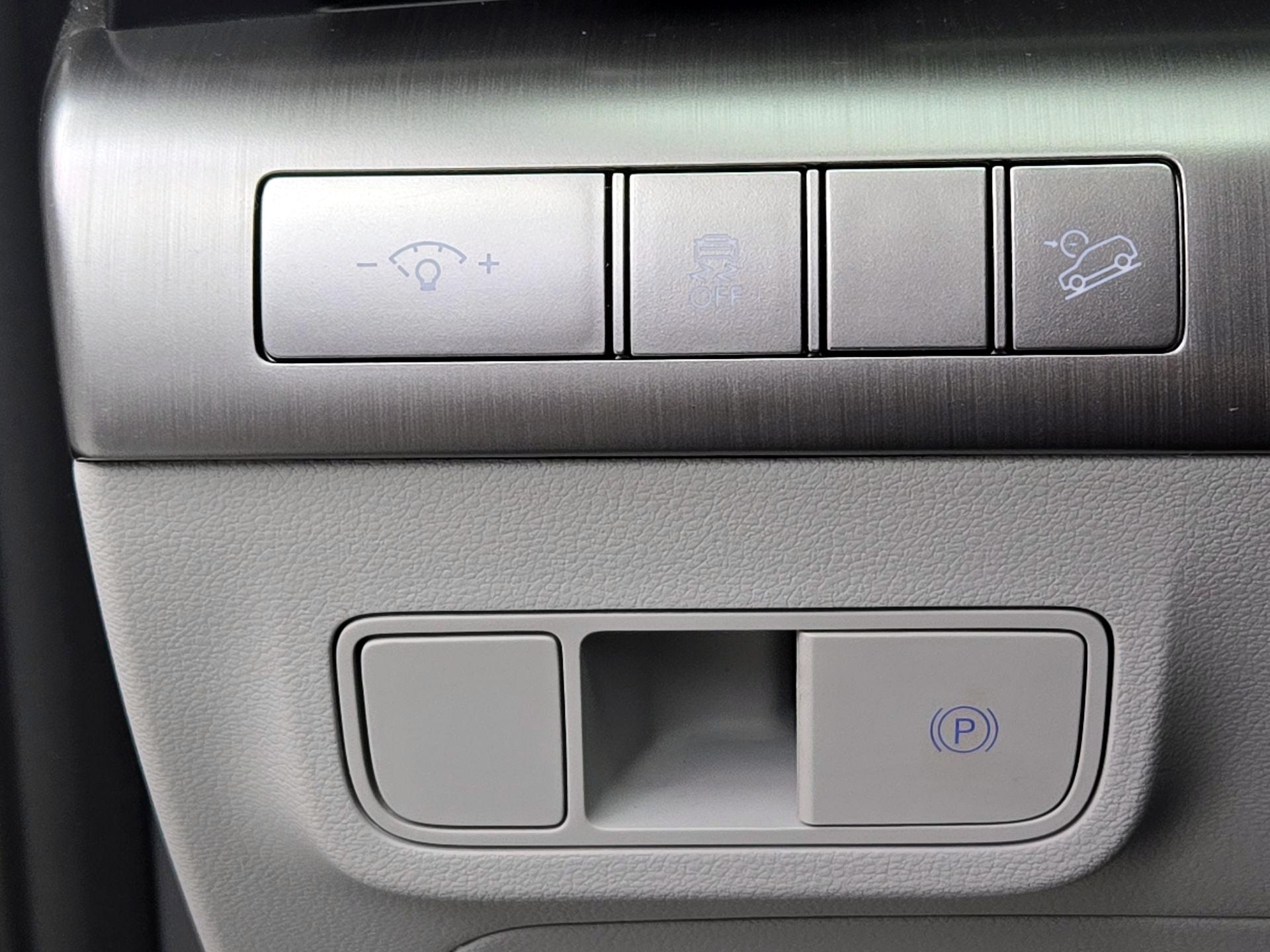 Thumbnail: 2025 Hyundai Kona - 13