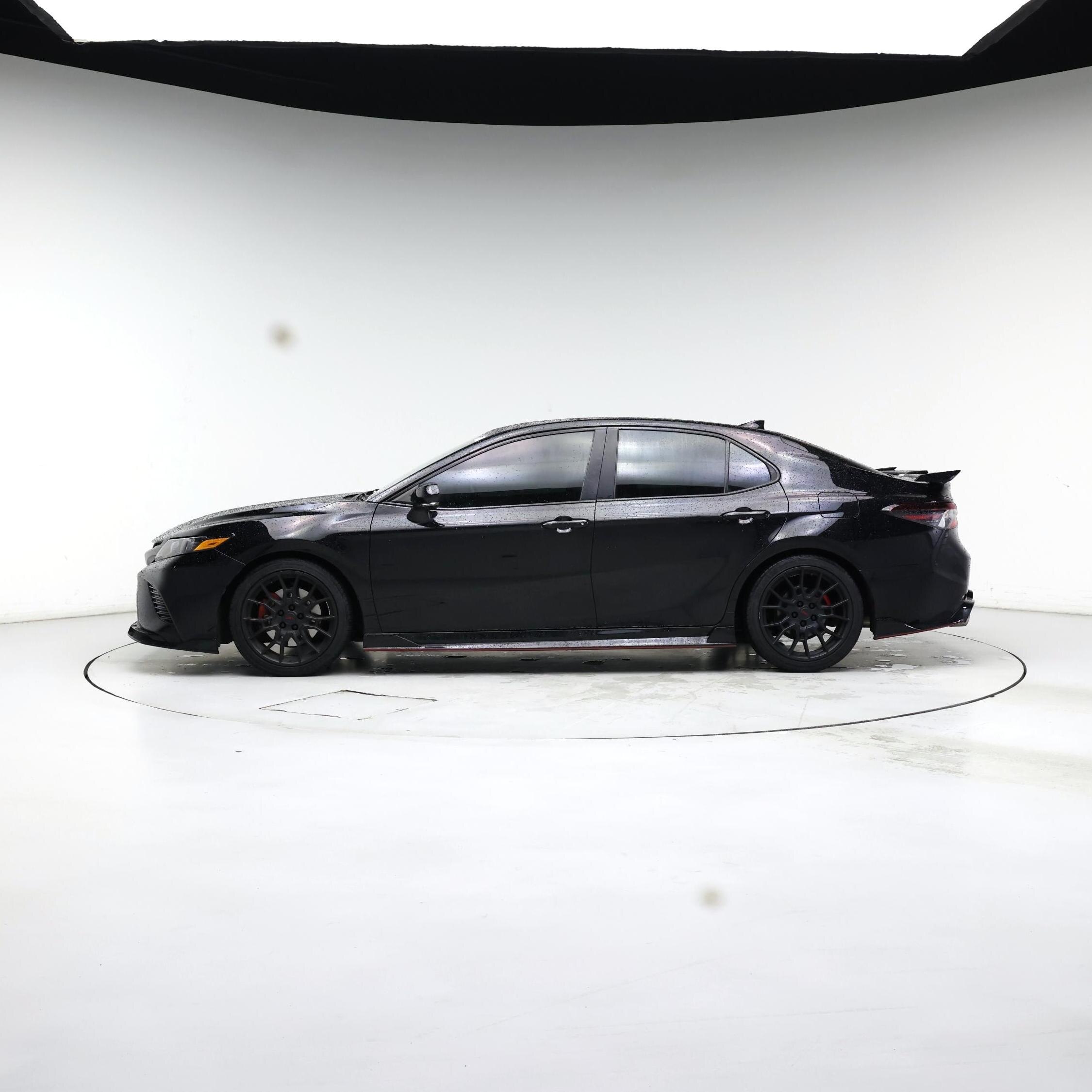 Thumbnail: 2022 Toyota Camry - 3