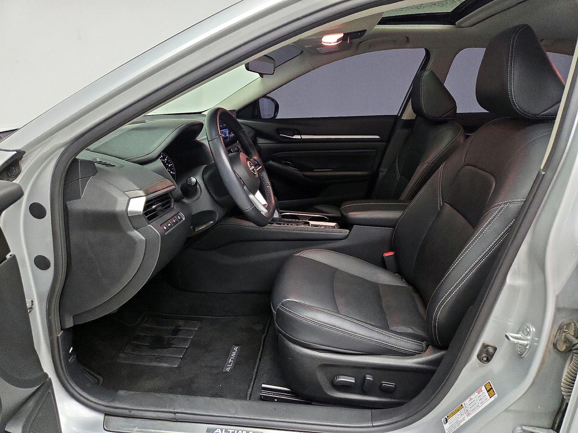 Thumbnail: 2023 Nissan Altima - 11