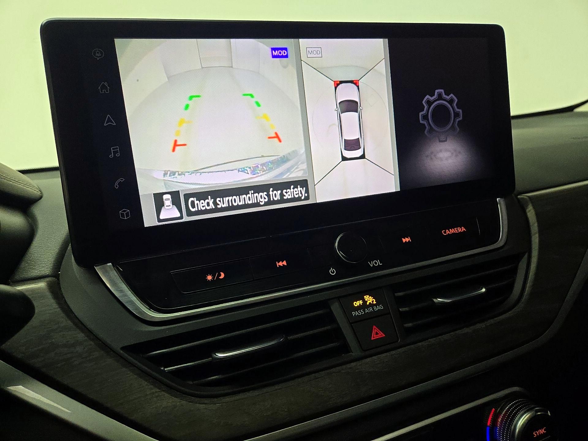 Thumbnail: 2023 Nissan Altima - 15