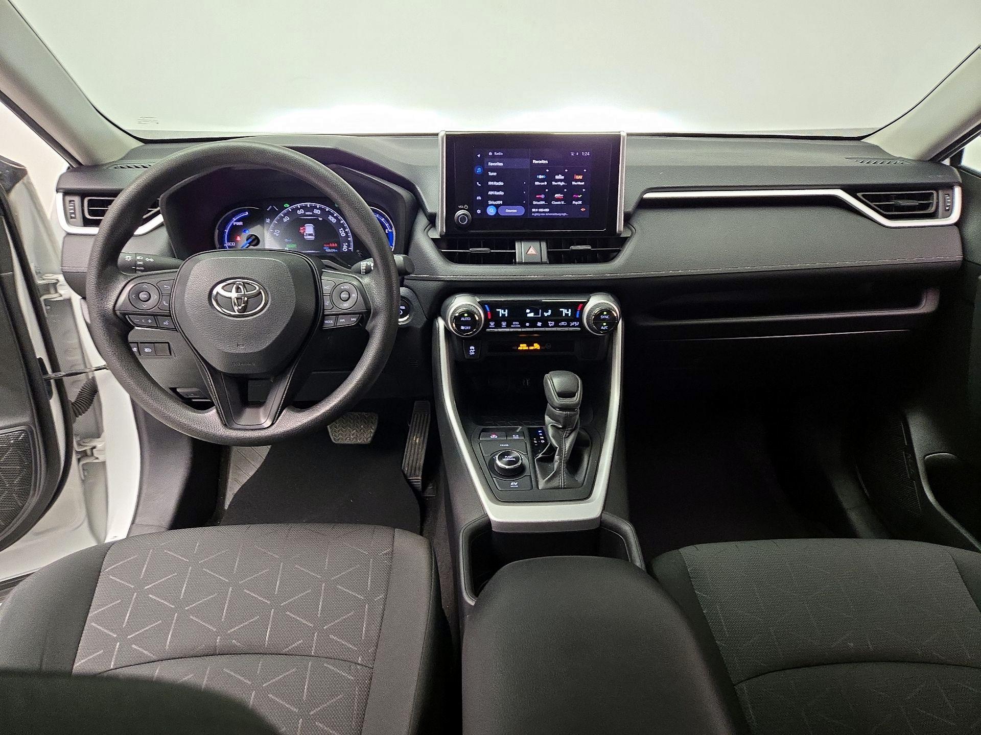 Thumbnail: 2024 Toyota RAV4 - 9