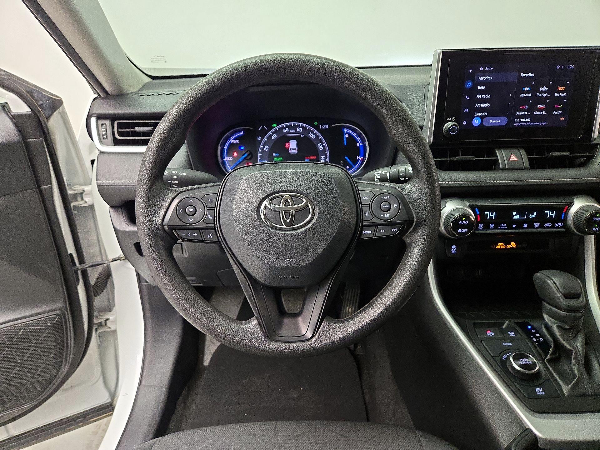 Thumbnail: 2024 Toyota RAV4 - 10