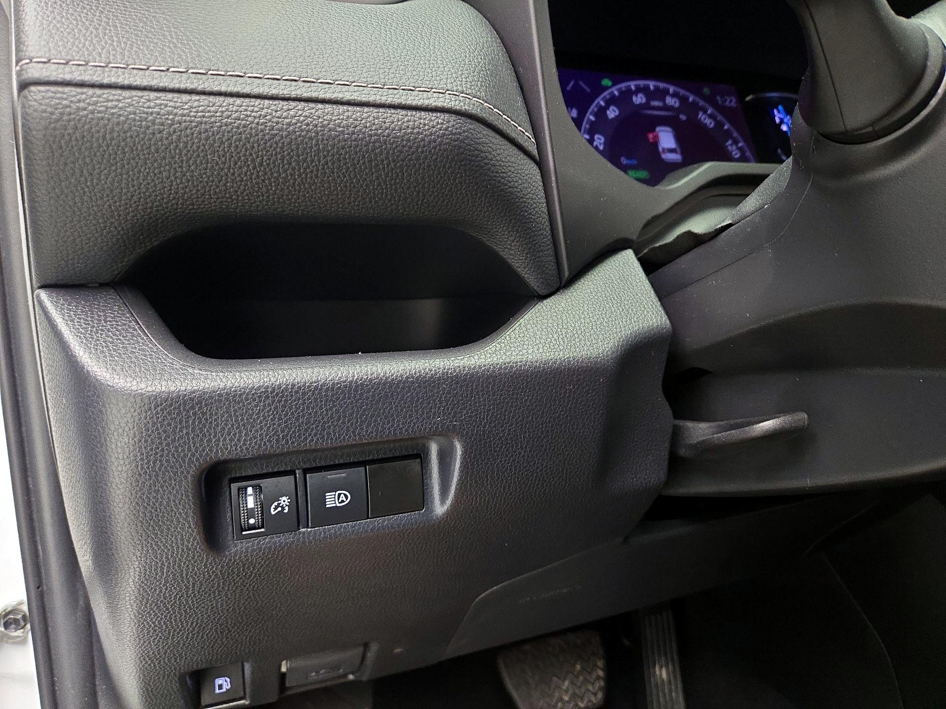 Thumbnail: 2024 Toyota RAV4 - 13