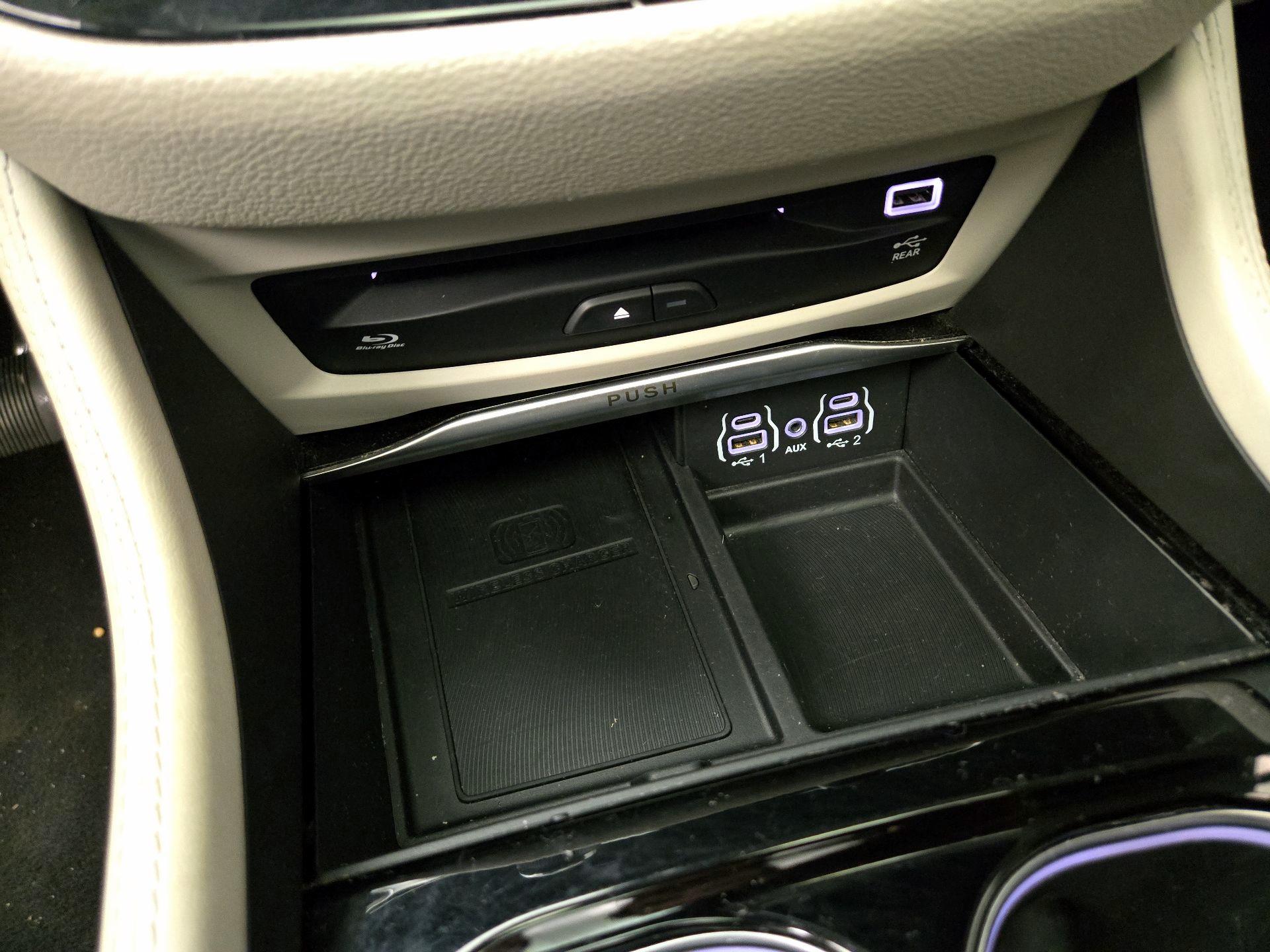 Thumbnail: 2021 Chrysler Pacifica - 19