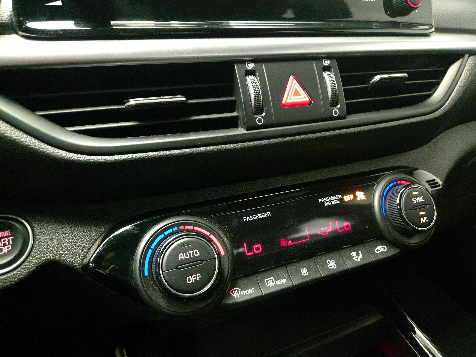 Thumbnail: 2023 Kia Forte - 17