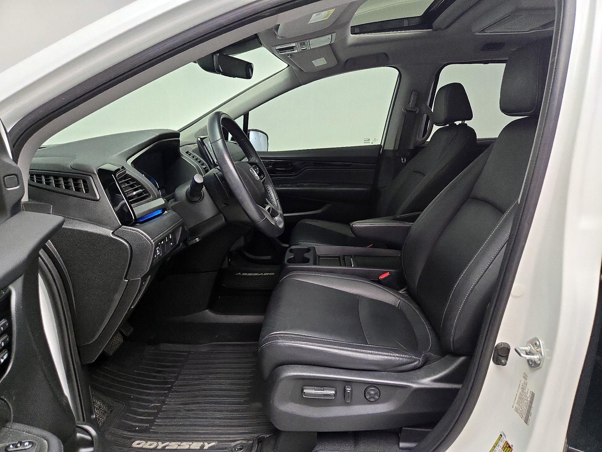 Thumbnail: 2021 Honda Odyssey - 11