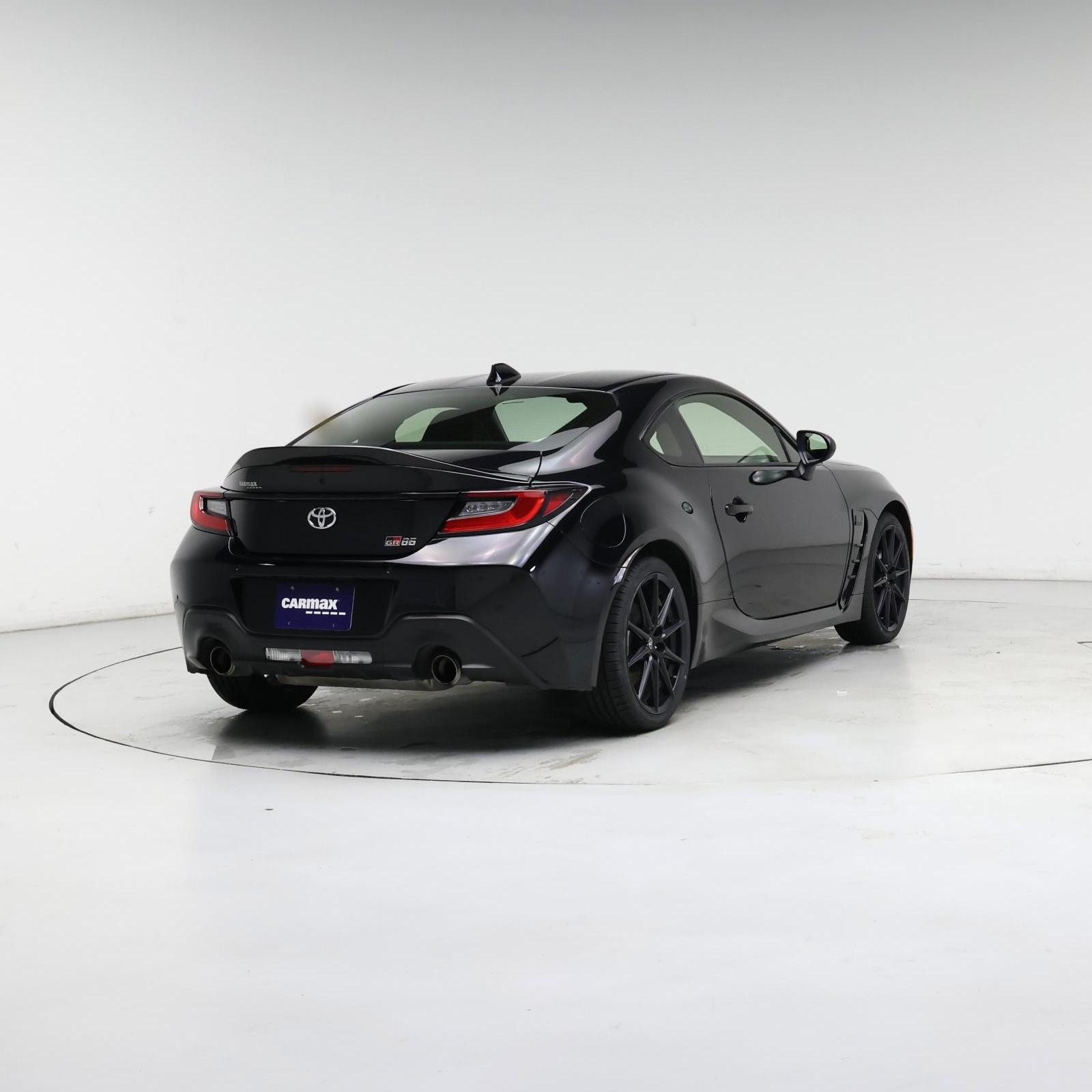 Thumbnail: 2023 Toyota GR86 - 3