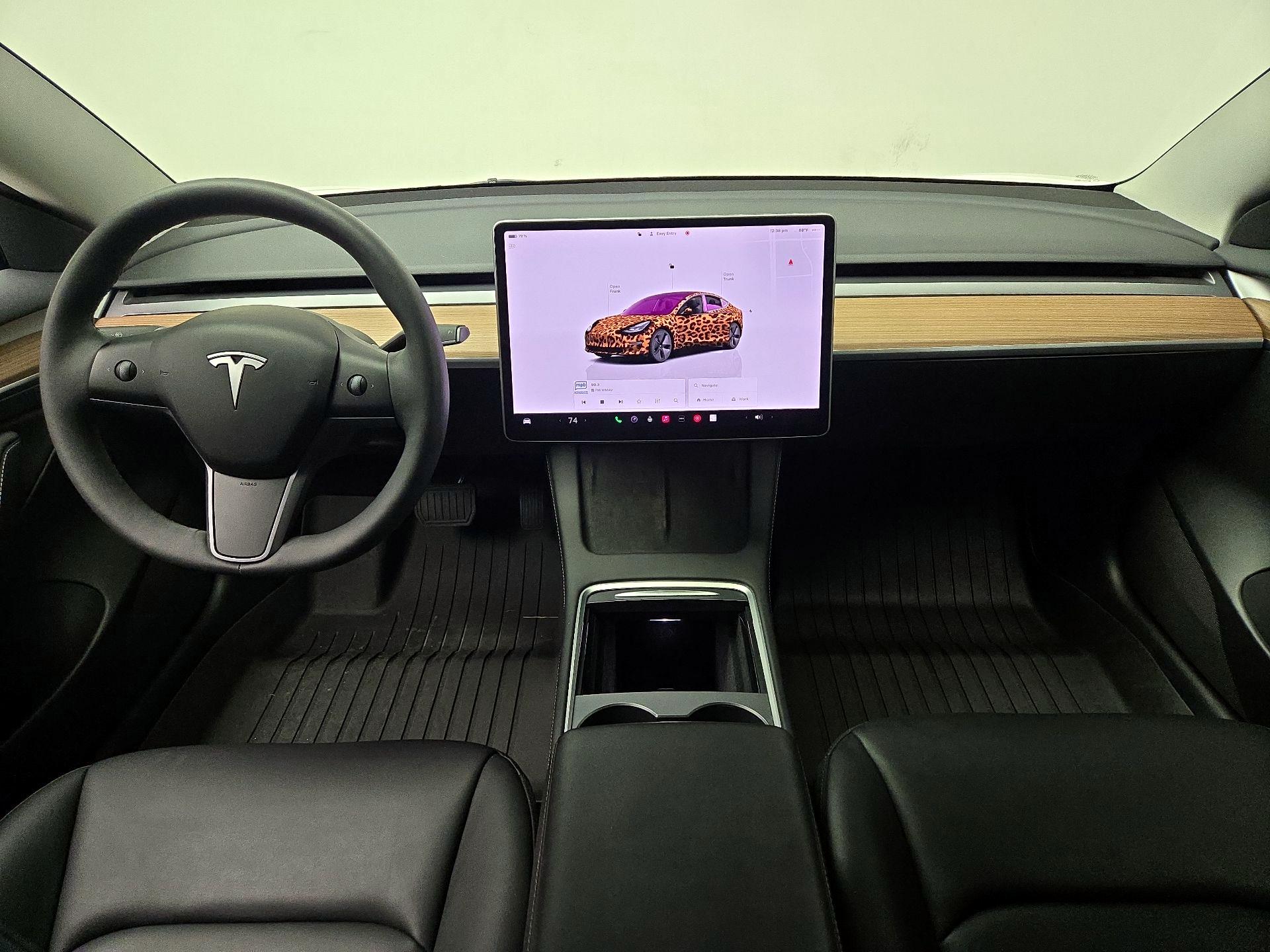 Thumbnail: 2023 Tesla Model 3 - 9