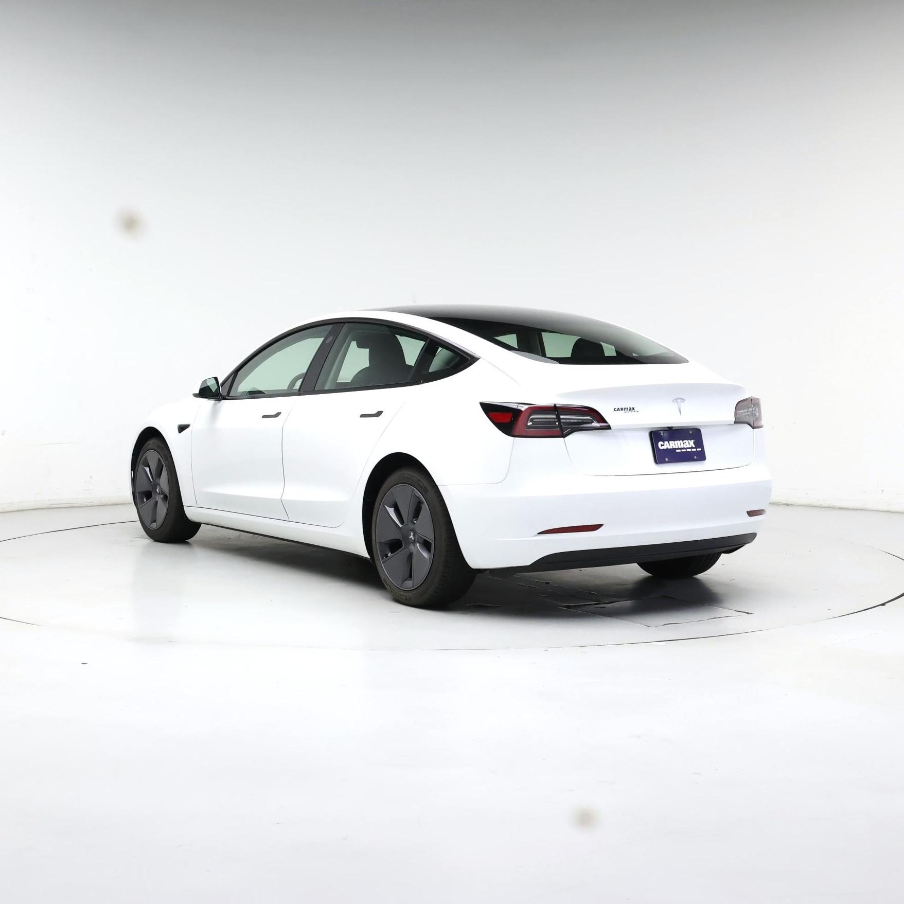 Thumbnail: 2023 Tesla Model 3 - 2