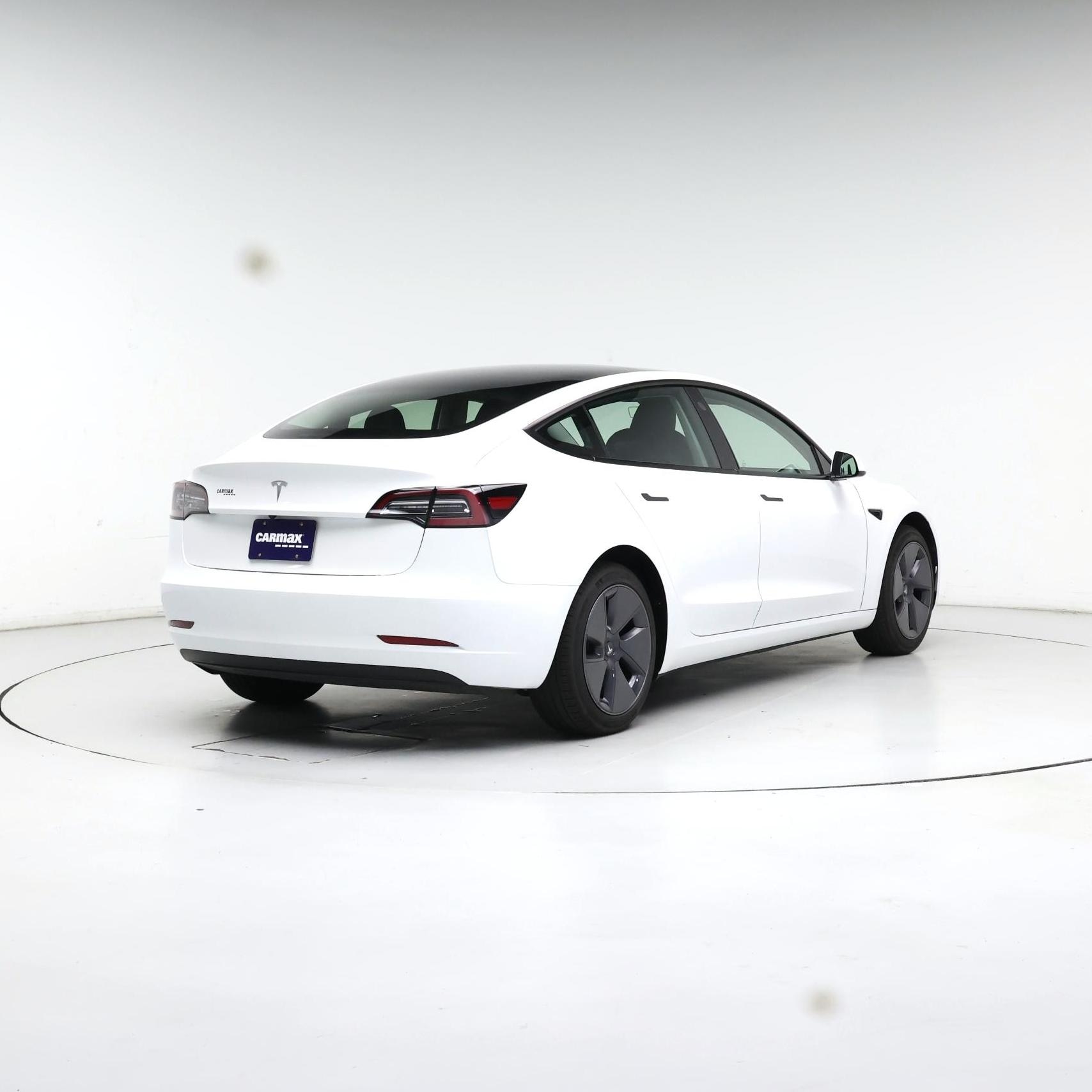 Thumbnail: 2023 Tesla Model 3 - 8