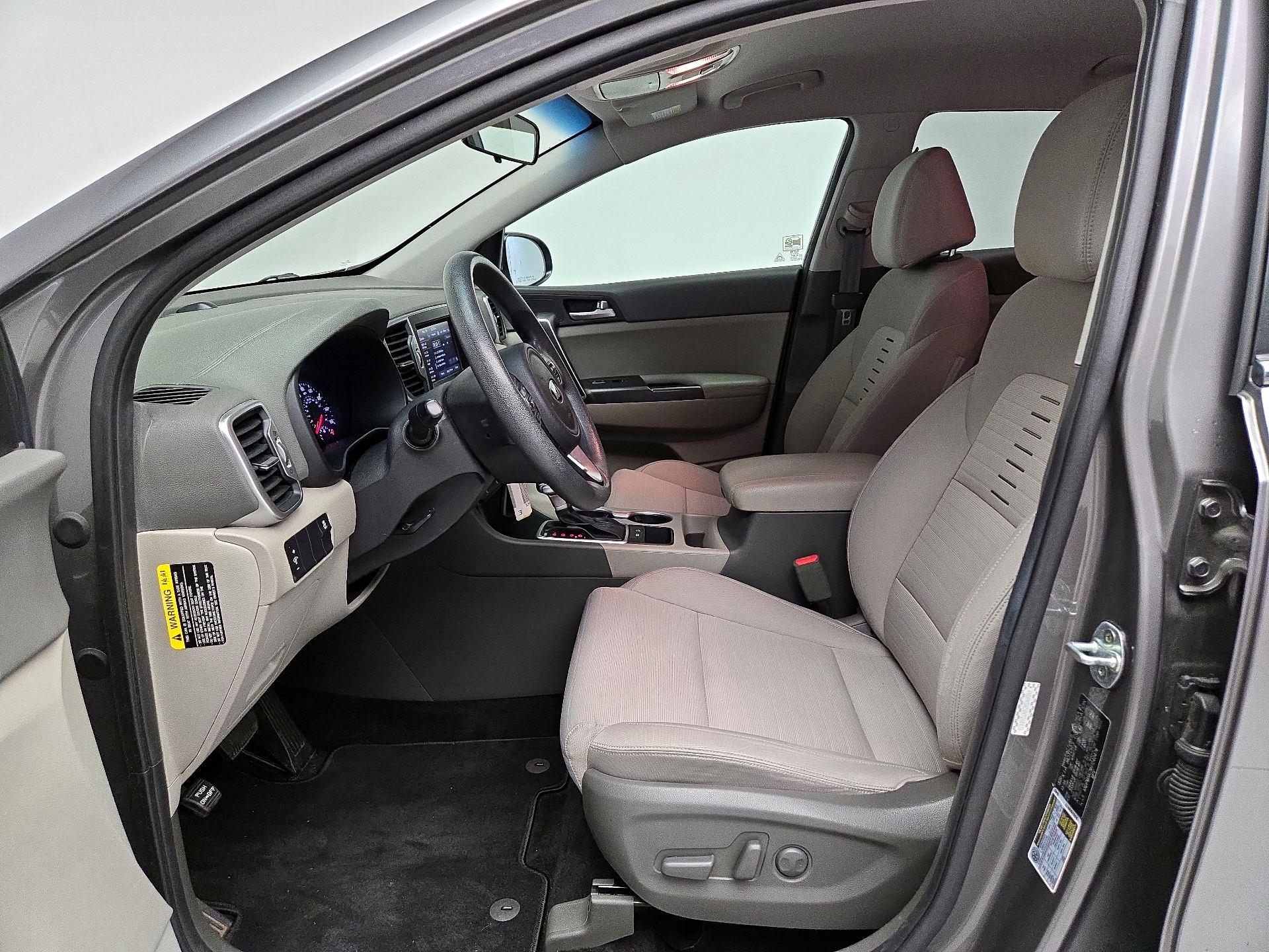 Thumbnail: 2017 Kia Sportage - 11