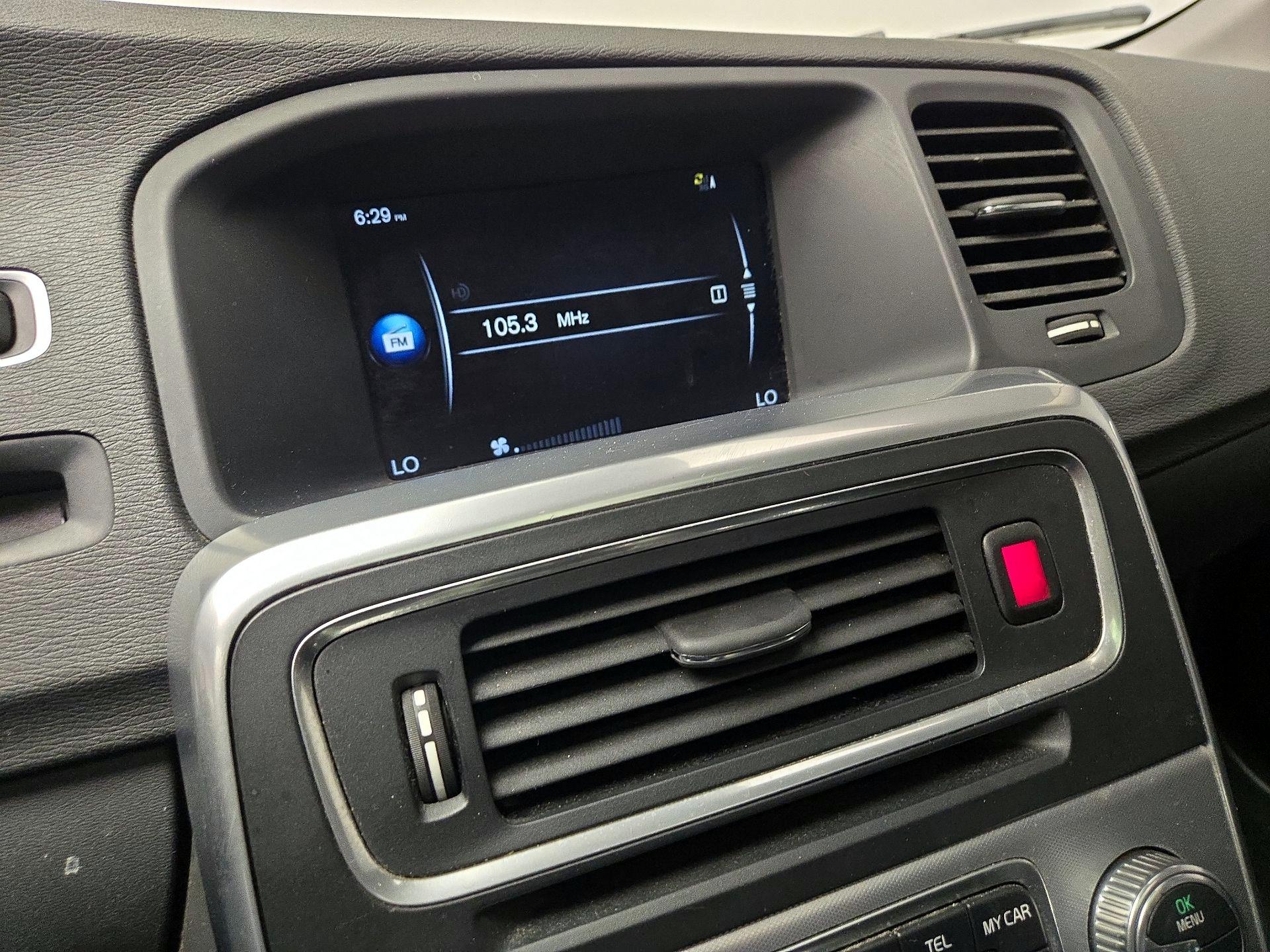 Thumbnail: 2017 Volvo S60 - 15