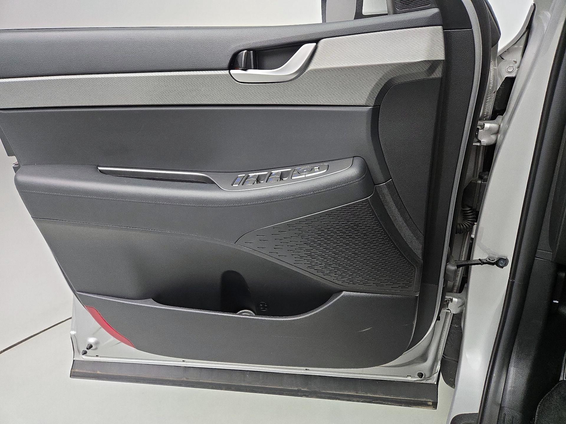 Thumbnail: 2025 Hyundai Palisade - 12