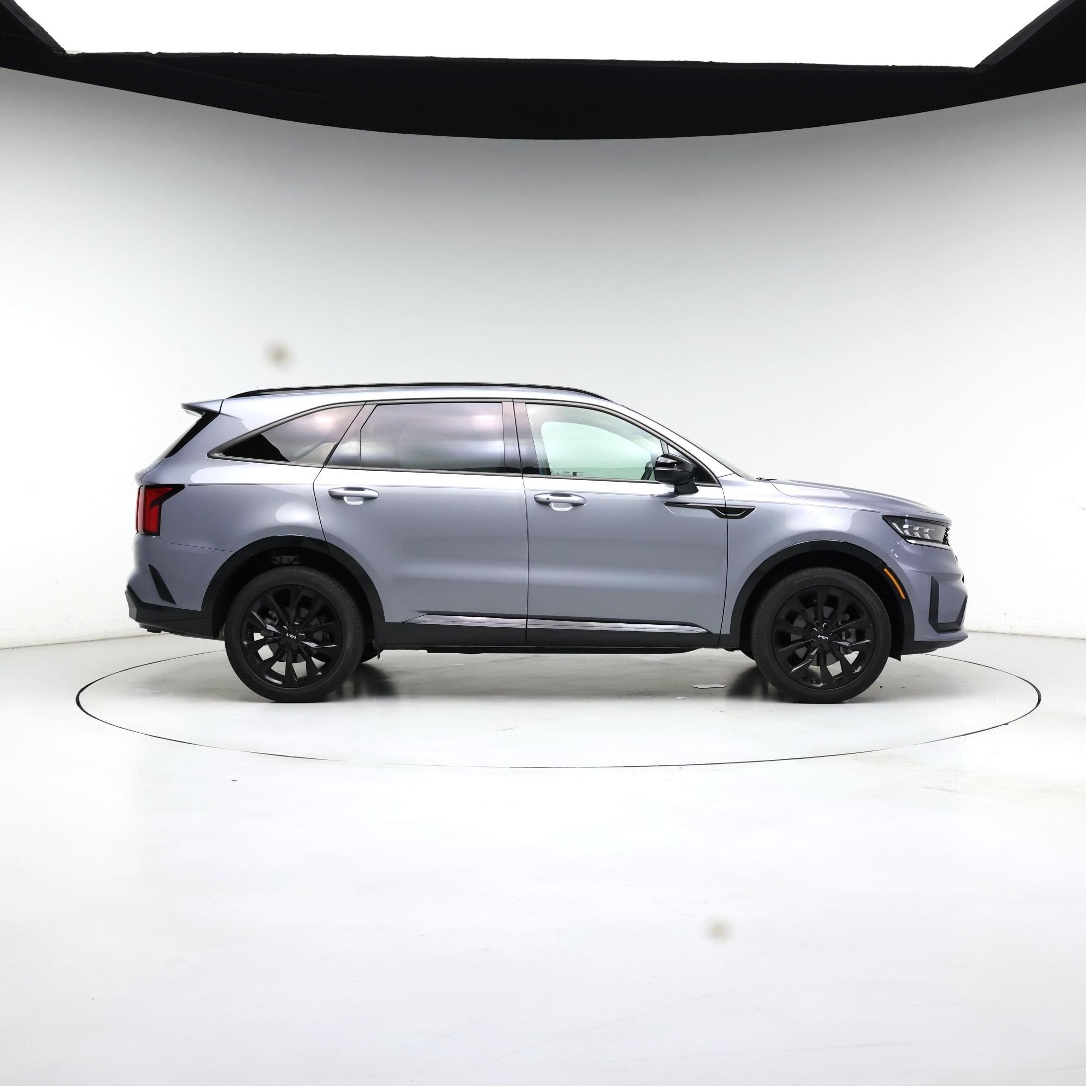 Thumbnail: 2023 Kia Sorento - 7