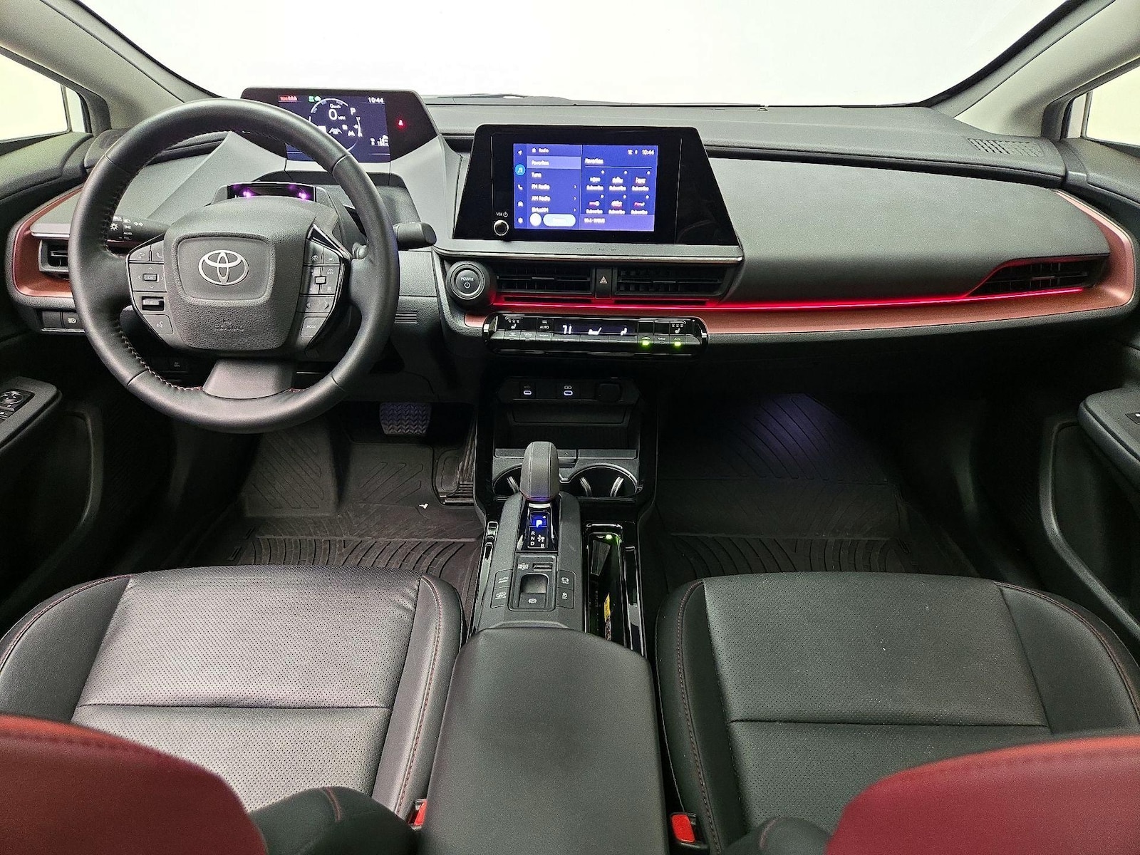 2023 Toyota Prius Prime XSE - Photo 10