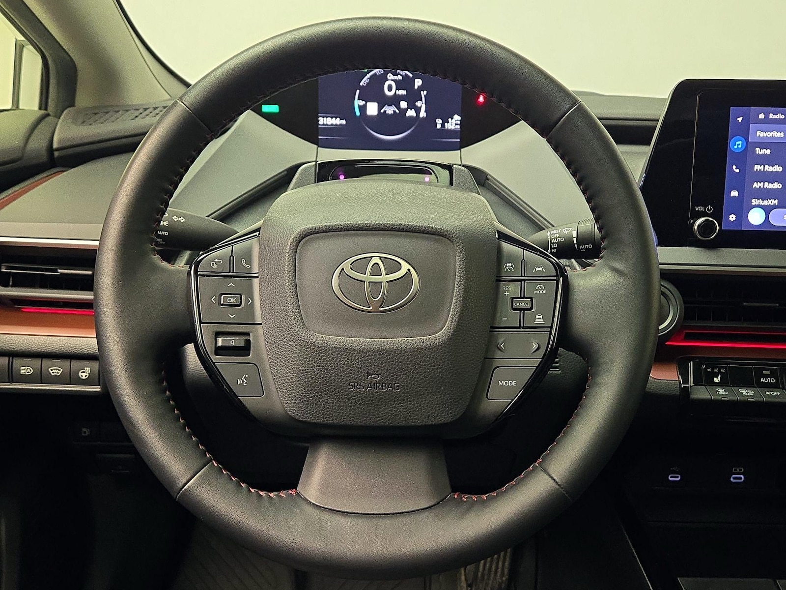 2023 Toyota Prius Prime XSE - Photo 11