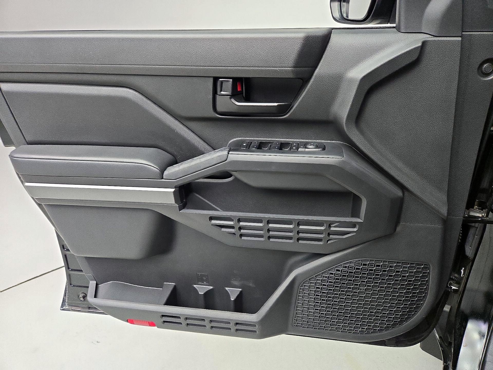 Thumbnail: 2024 Toyota Tacoma - 12