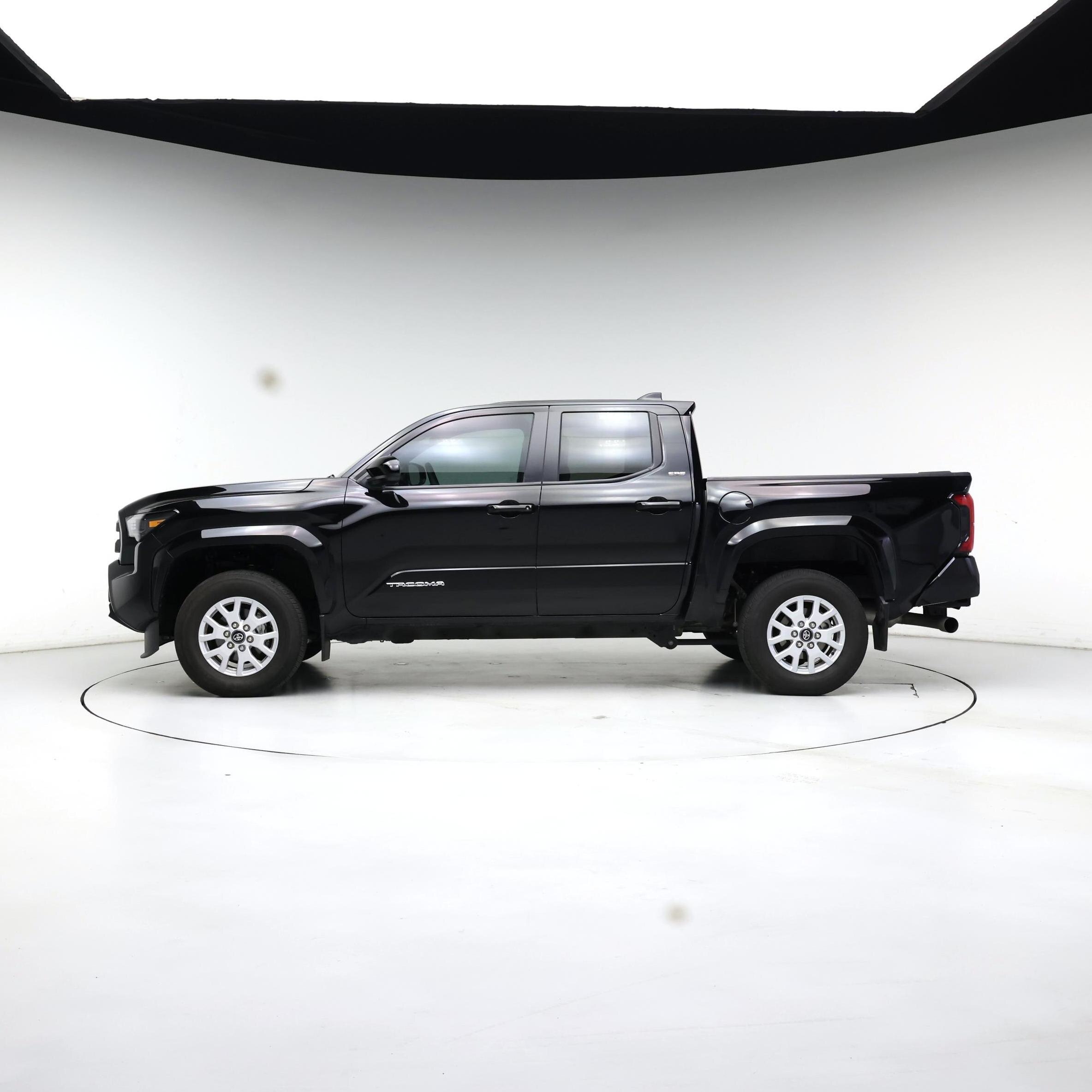 Thumbnail: 2024 Toyota Tacoma - 3