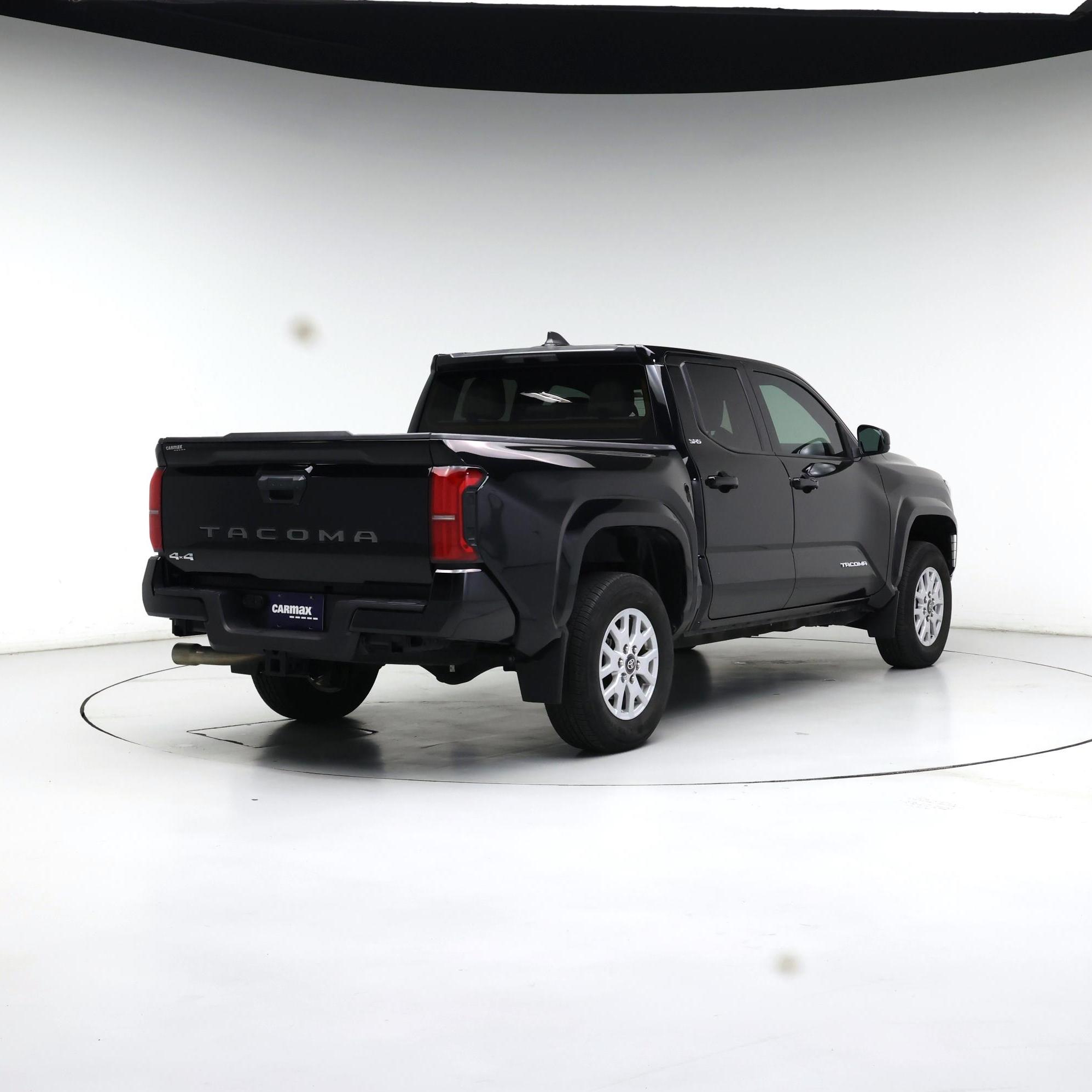 Thumbnail: 2024 Toyota Tacoma - 8