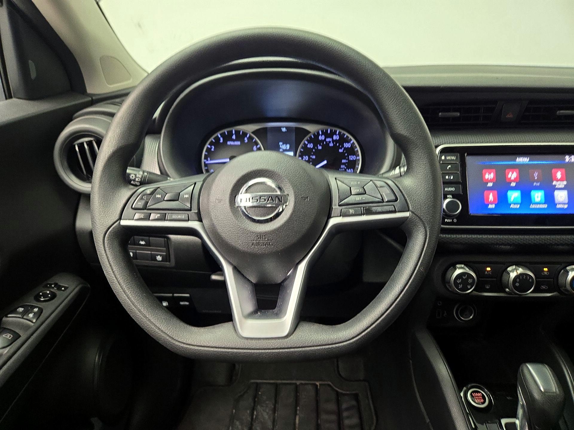 Thumbnail: 2021 Nissan Kicks - 10